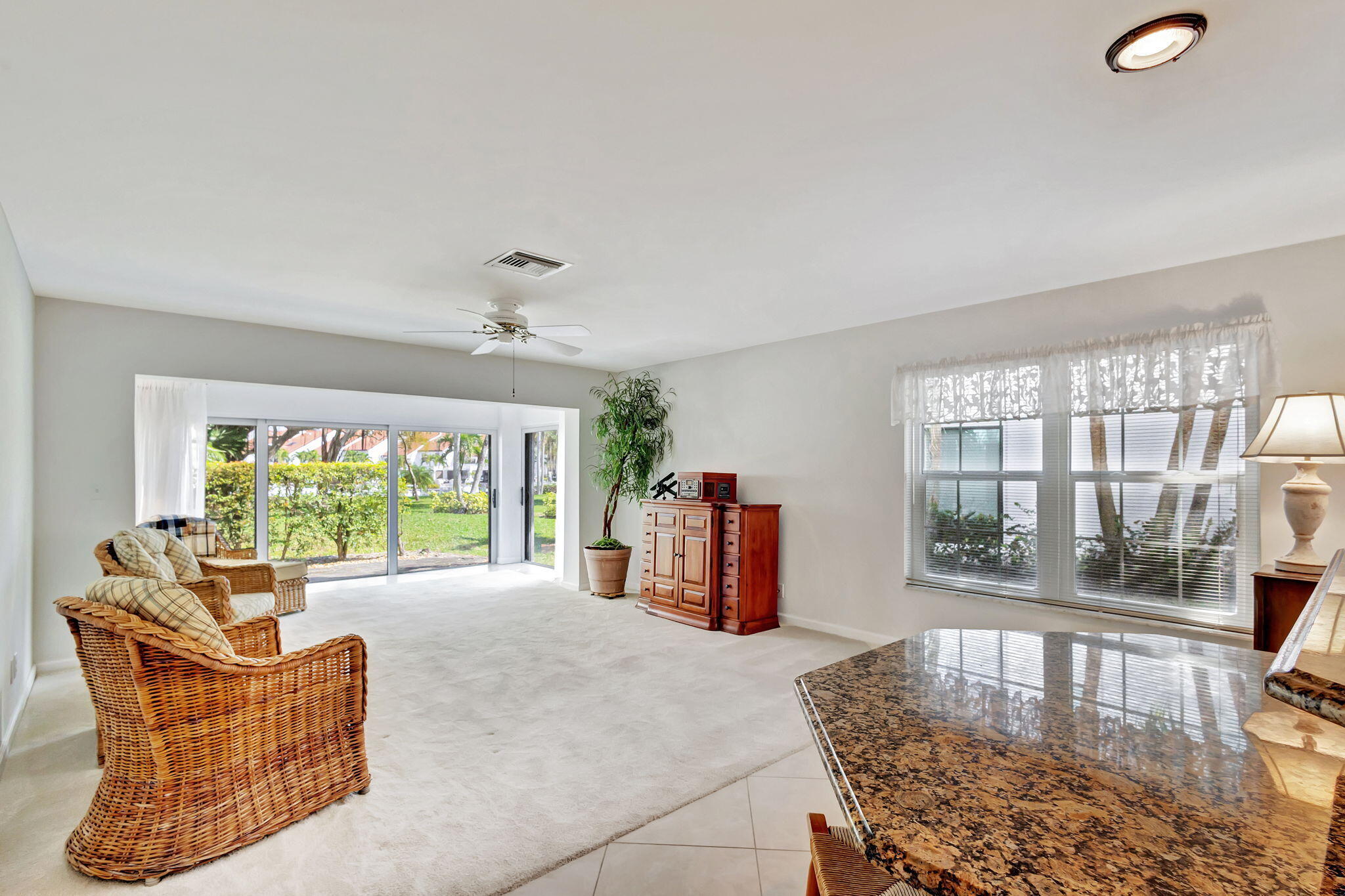 2439 Treasure Isle Drive 8, Palm Beach Gardens Unit: 8