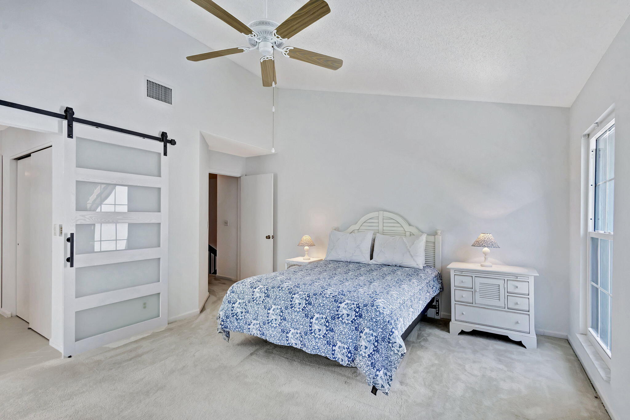 2439 Treasure Isle Drive 8, Palm Beach Gardens Unit: 8