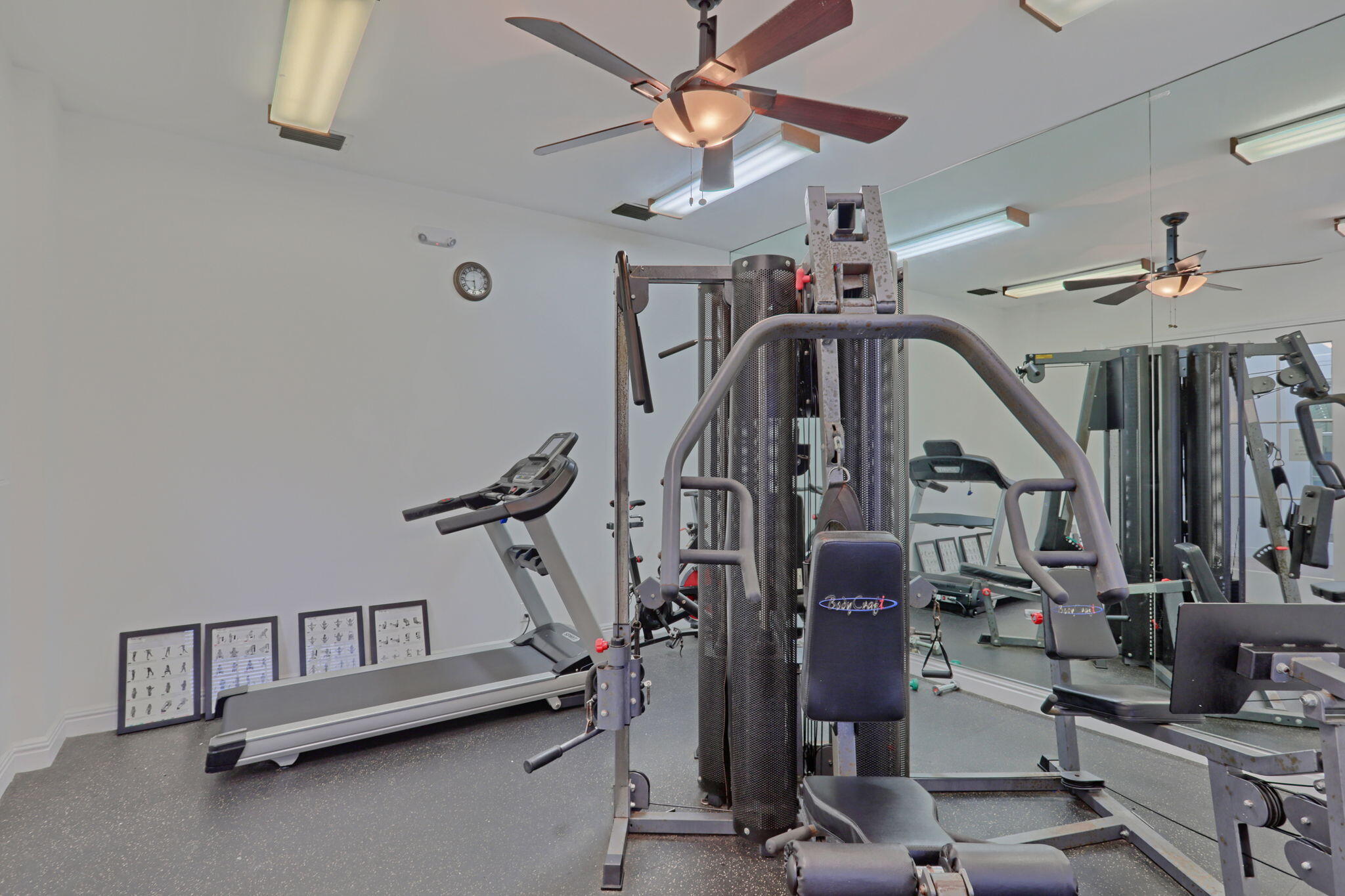 2439 Treasure Isle Drive 8, Palm Beach Gardens Unit: 8