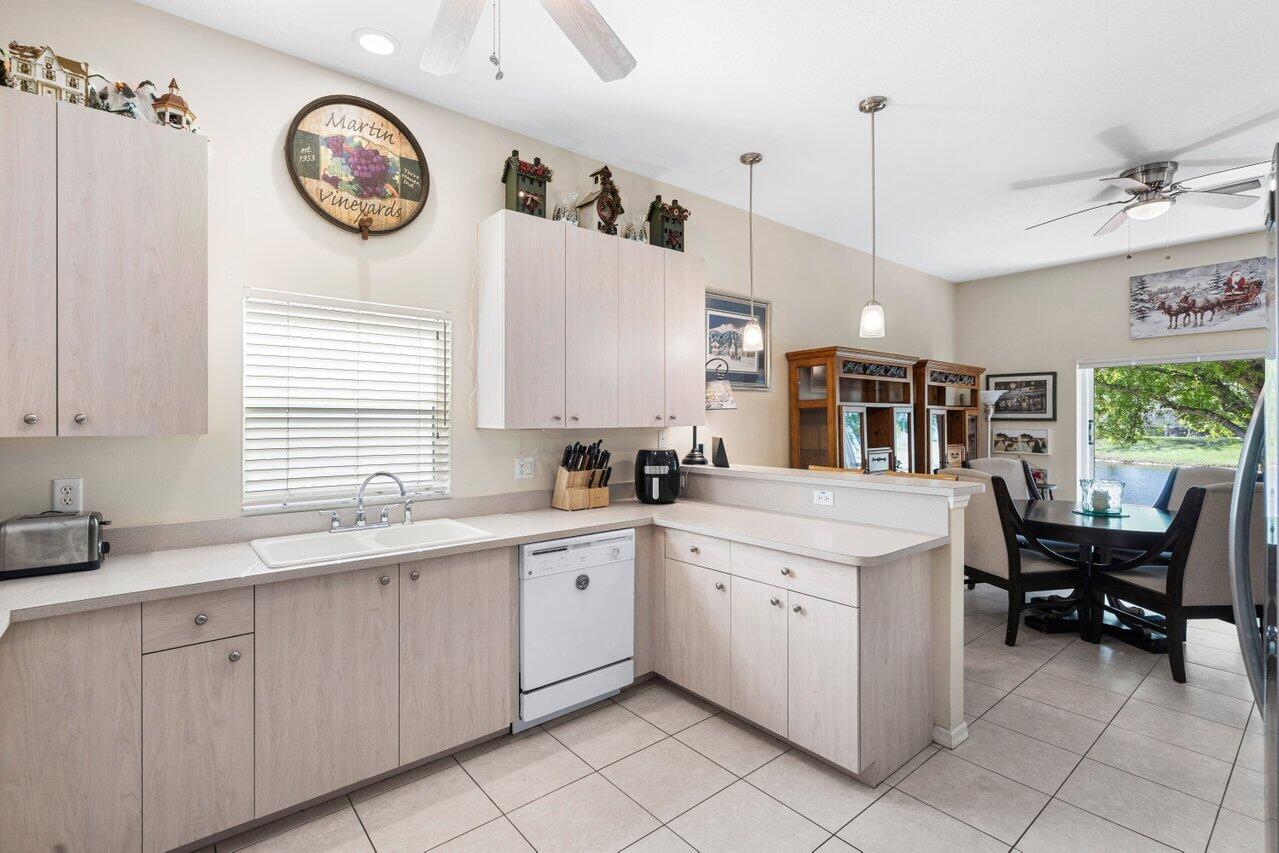 8233 Maidencane Place, Port St. Lucie