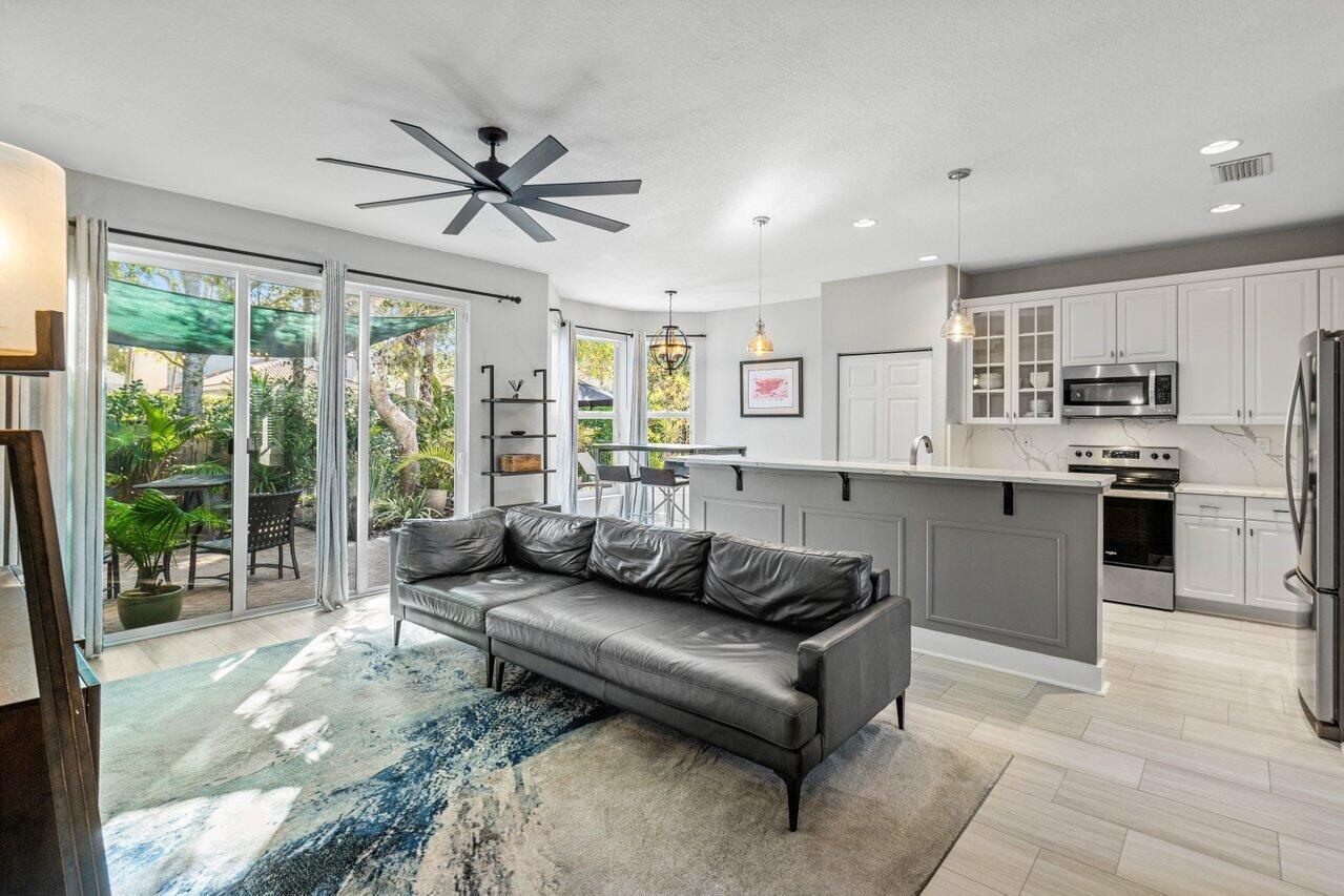 1601 E Classical Boulevard