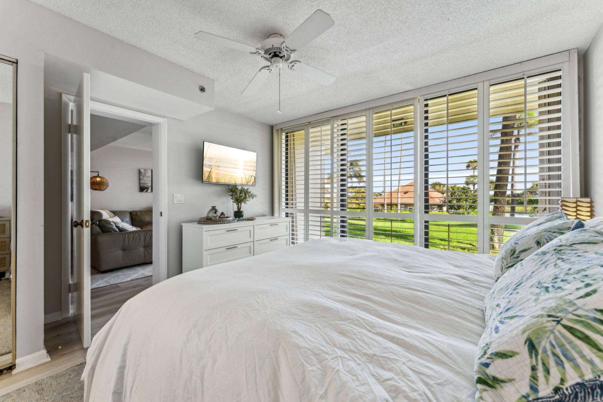 401 S Seas Drive 106