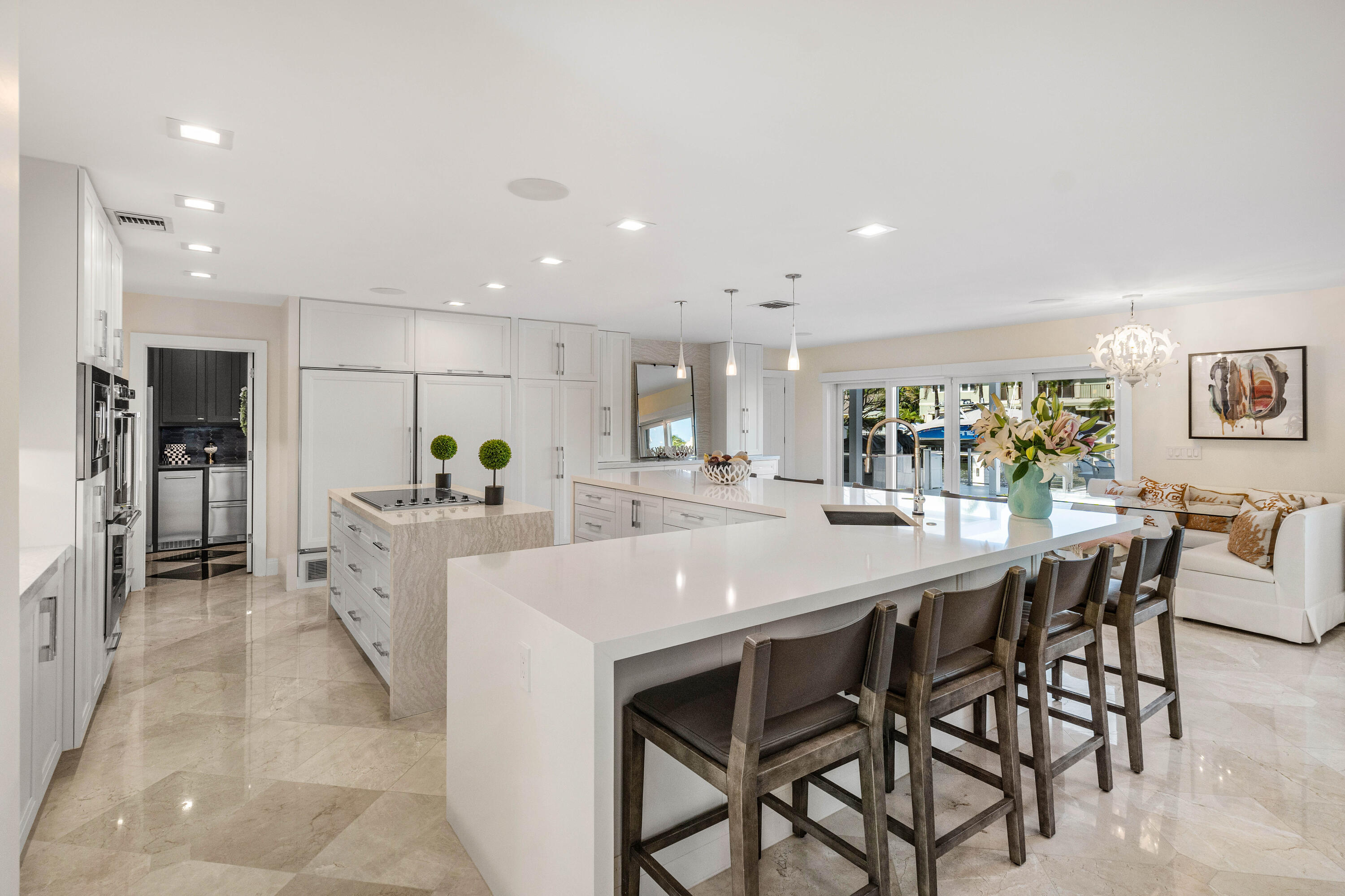 943 Fern Drive Drive