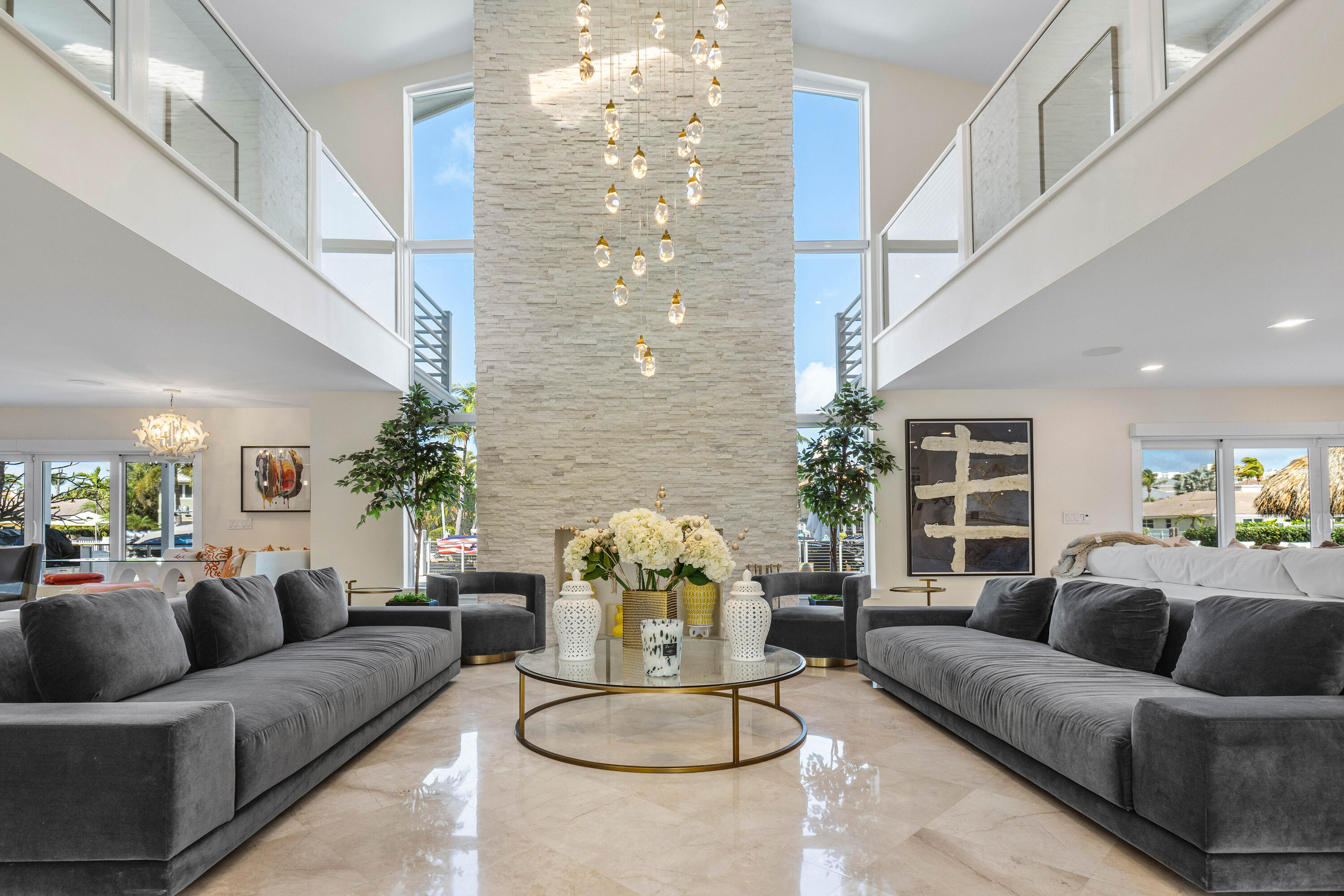 943 Fern Drive Drive