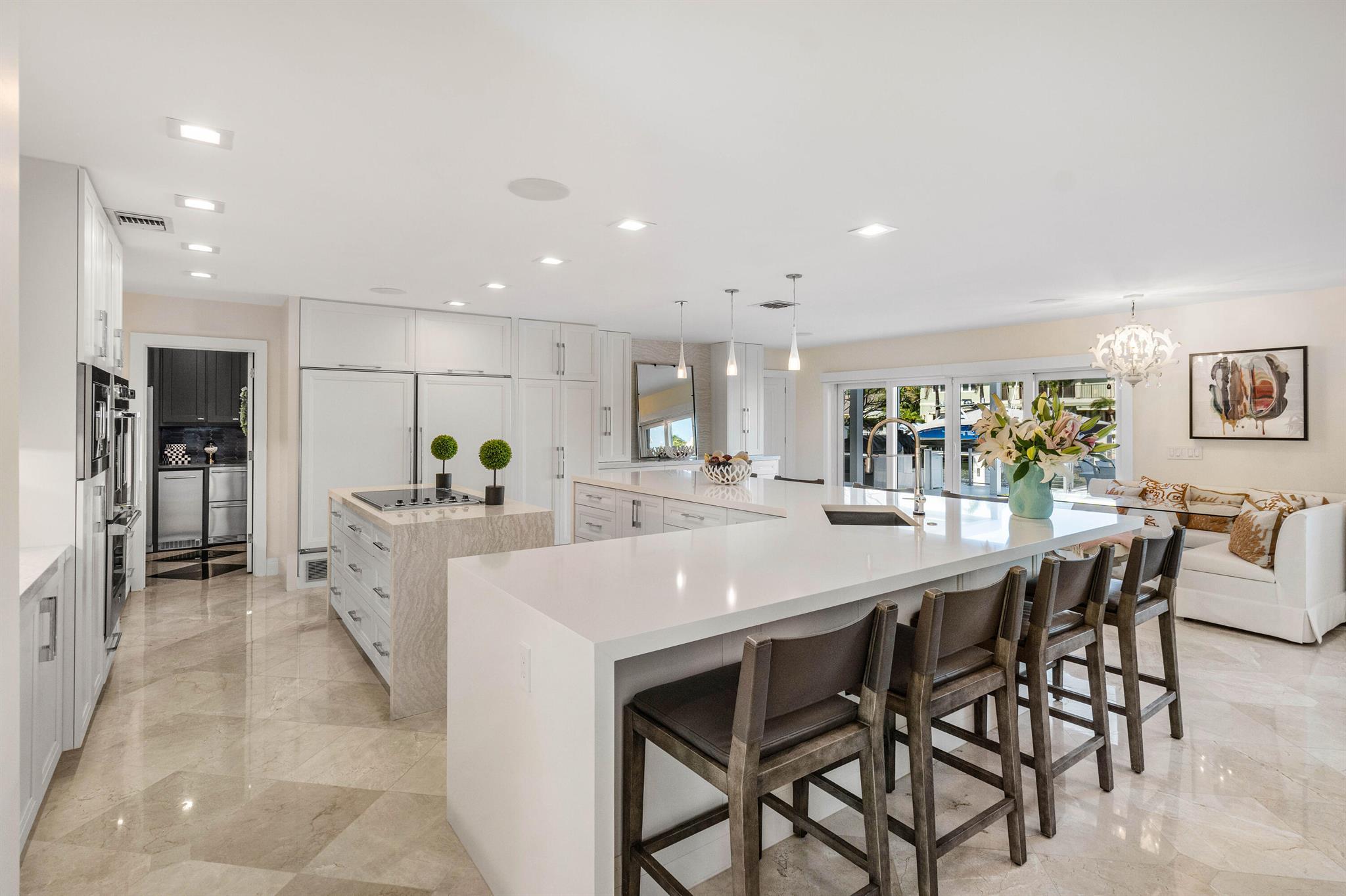 943 Fern Drive Drive