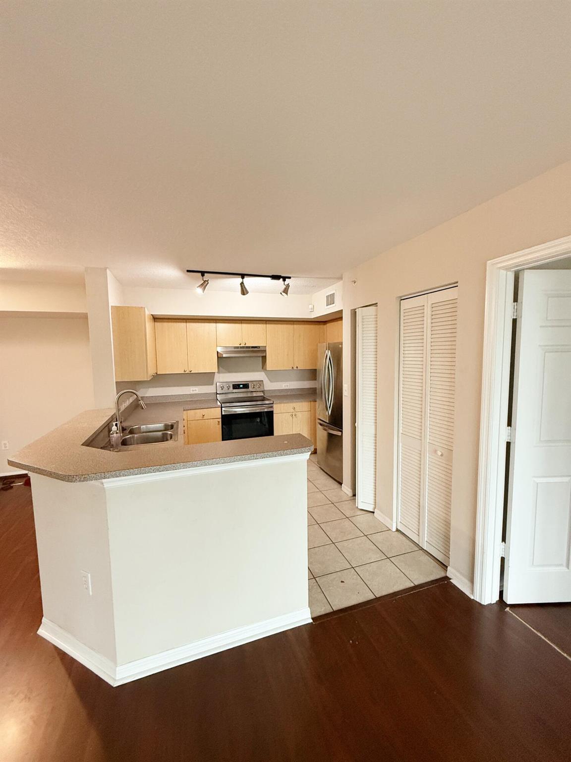 411 Villa Circle Circle 411