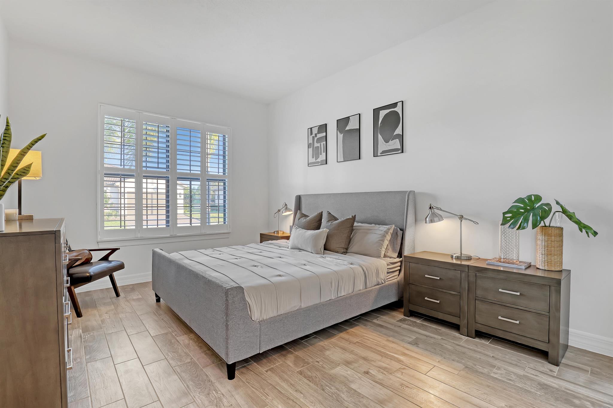 237 Sonoma Isles Circle