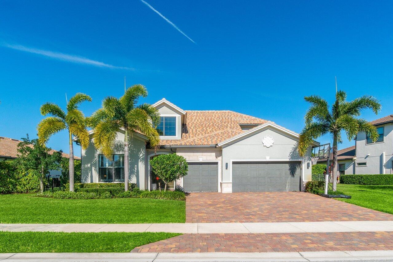237 Sonoma Isles Circle