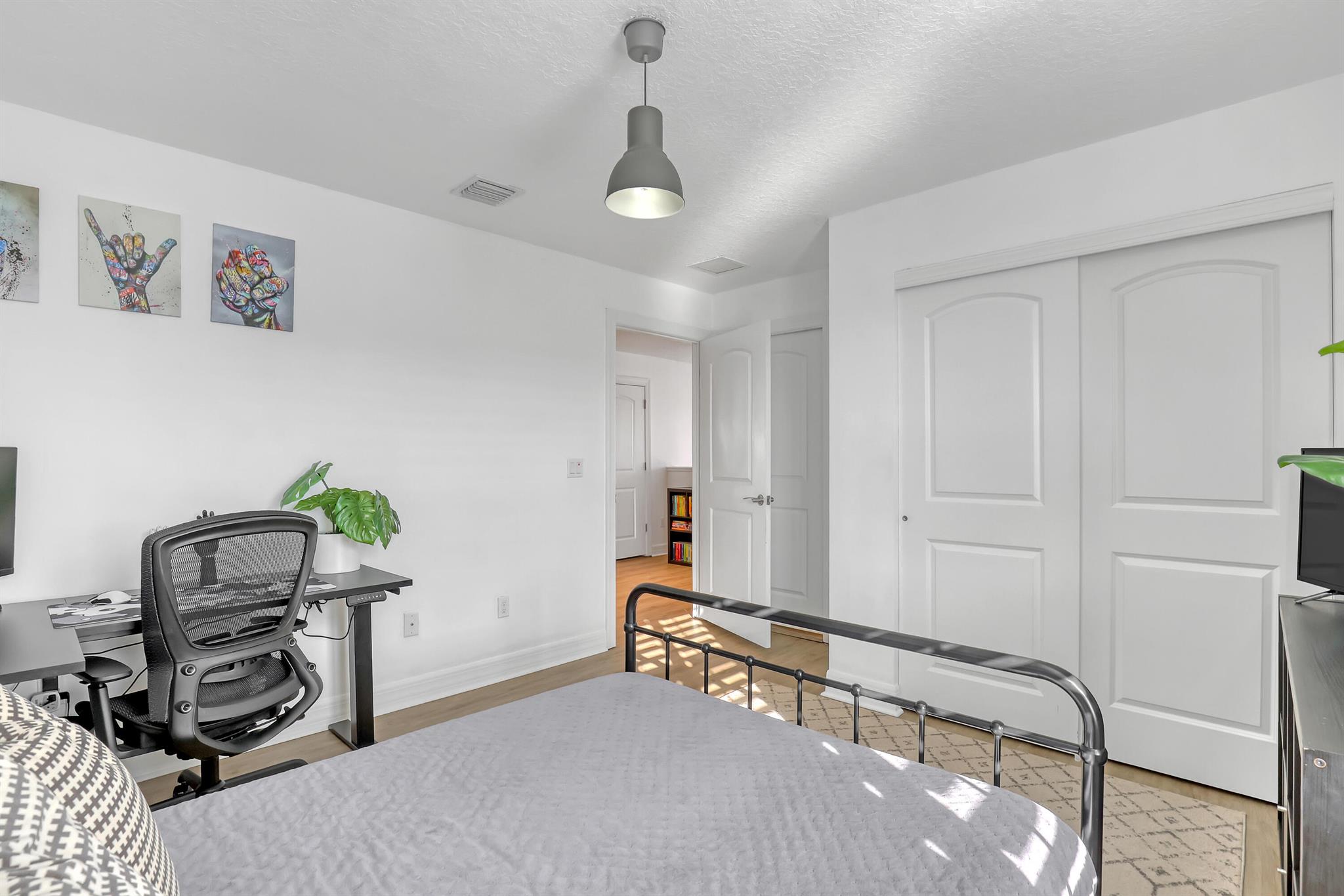 237 Sonoma Isles Circle