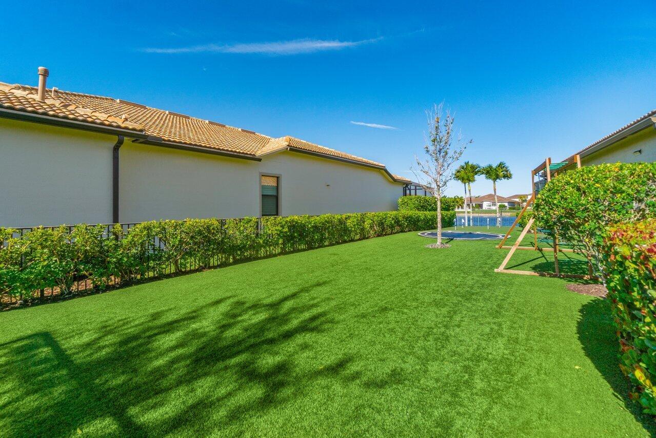 237 Sonoma Isles Circle