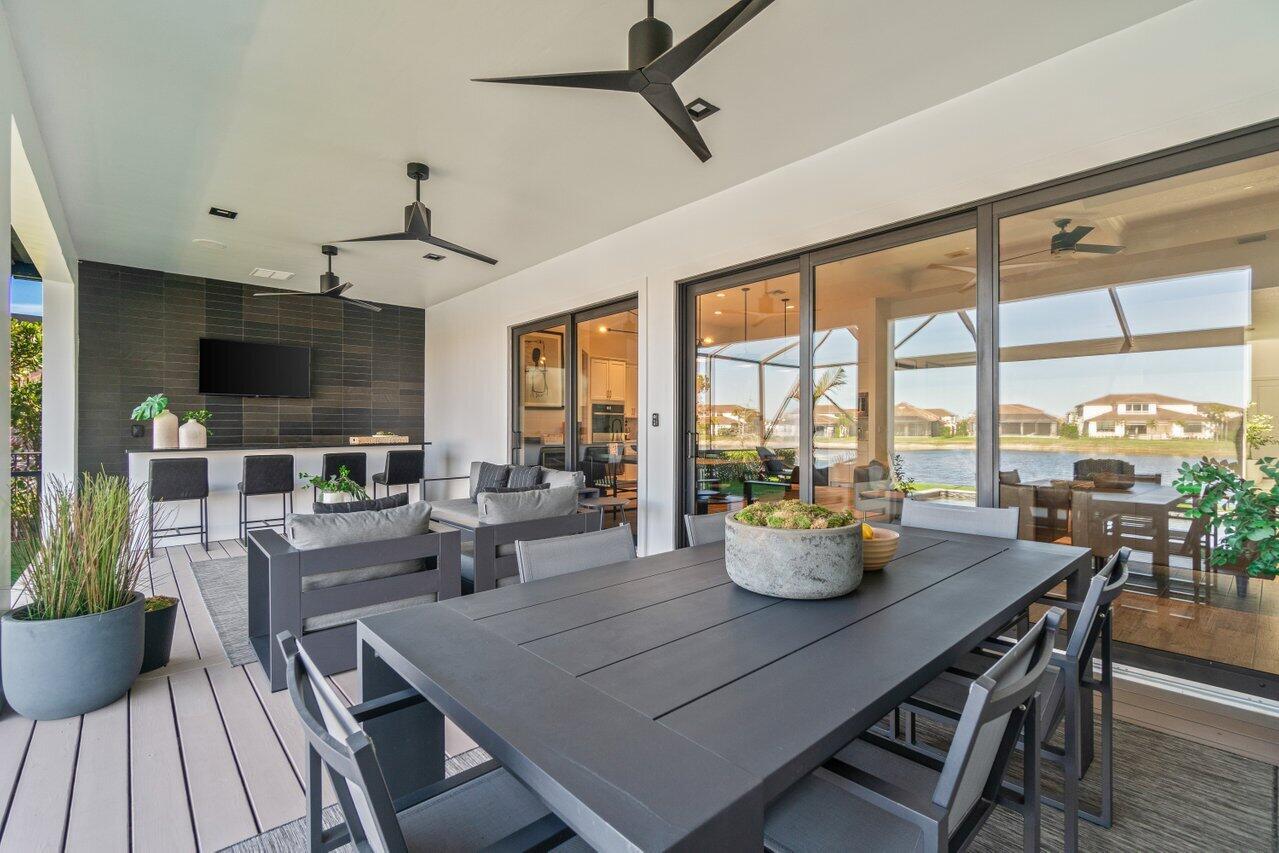 237 Sonoma Isles Circle