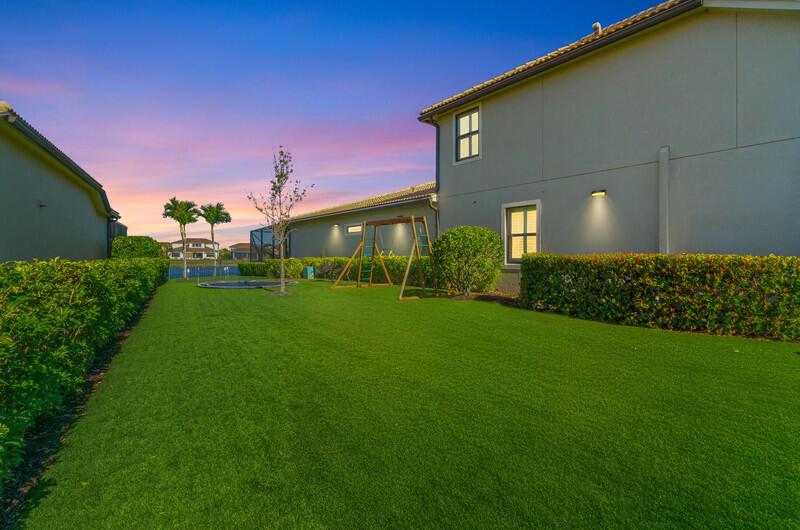 237 Sonoma Isles Circle