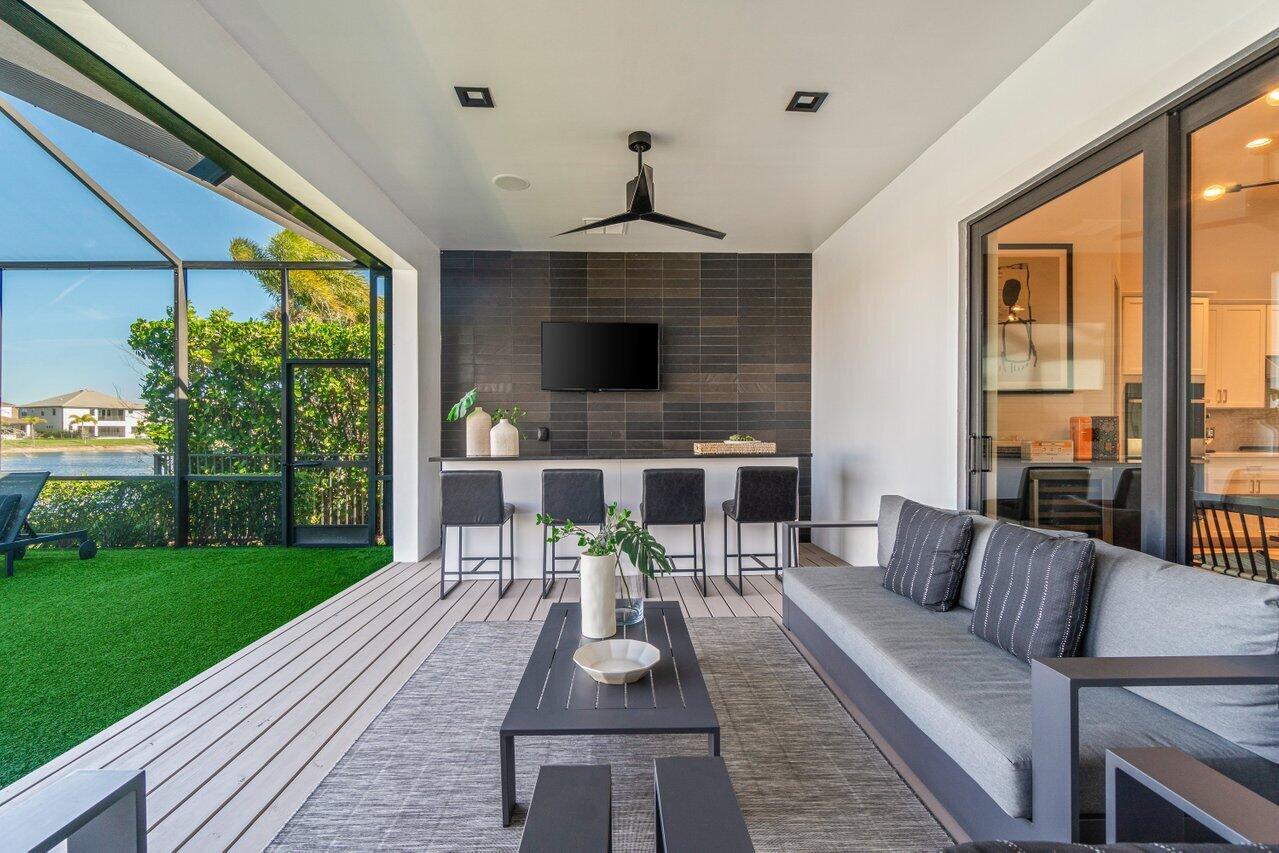 237 Sonoma Isles Circle