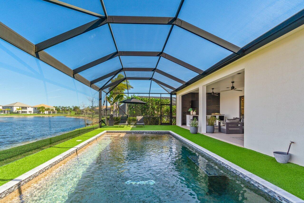 237 Sonoma Isles Circle