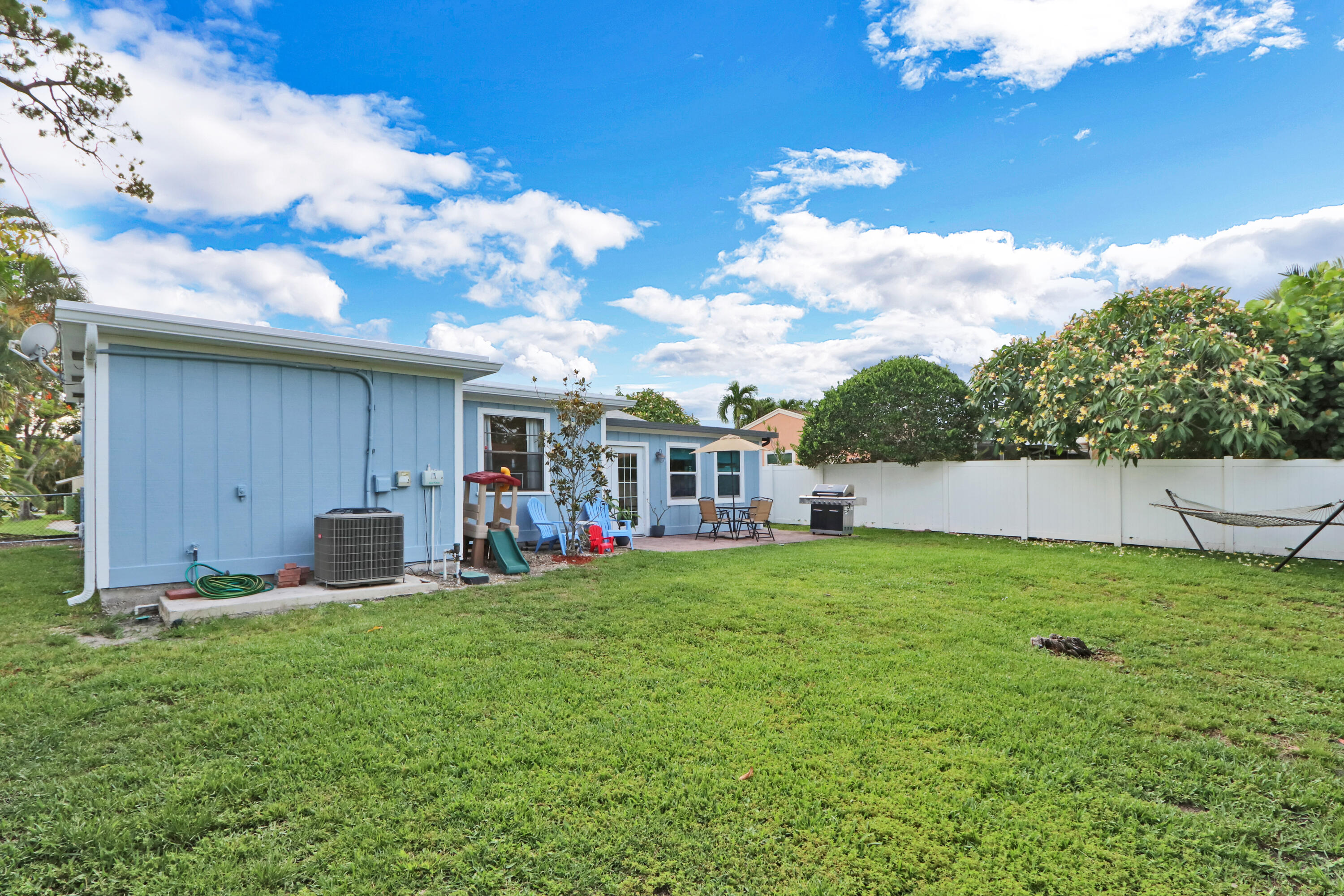 14096 Marrian Avenue