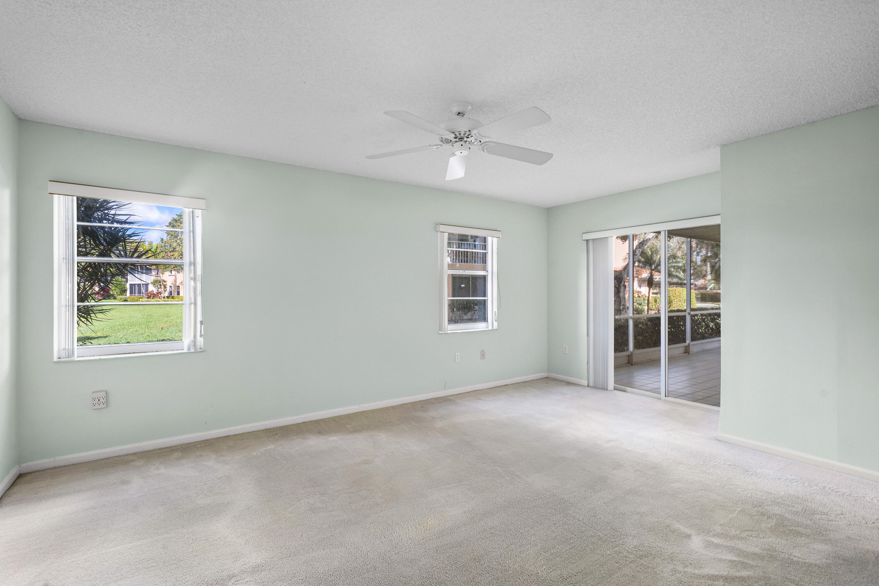 9989 Harbour Lake Circle 102