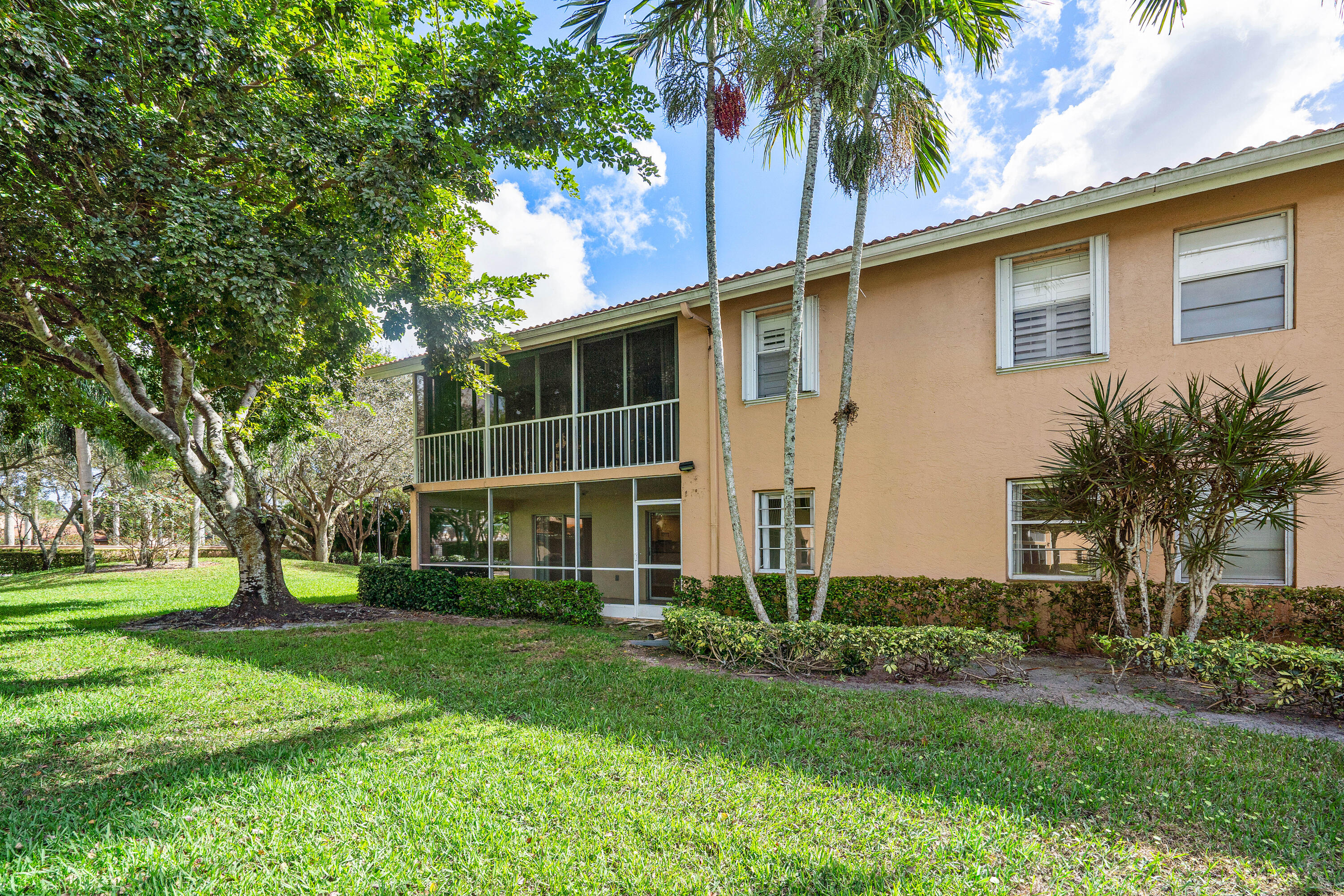 9989 Harbour Lake Circle 102