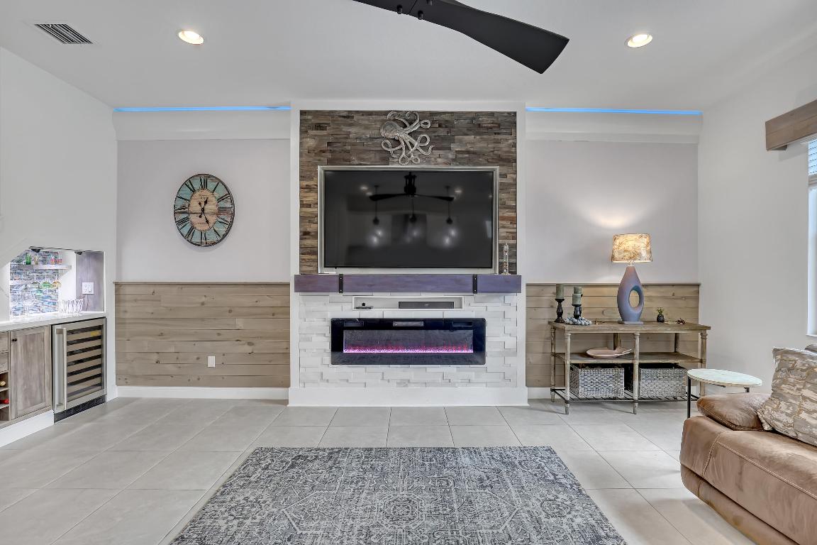 13525 Machiavelli Way