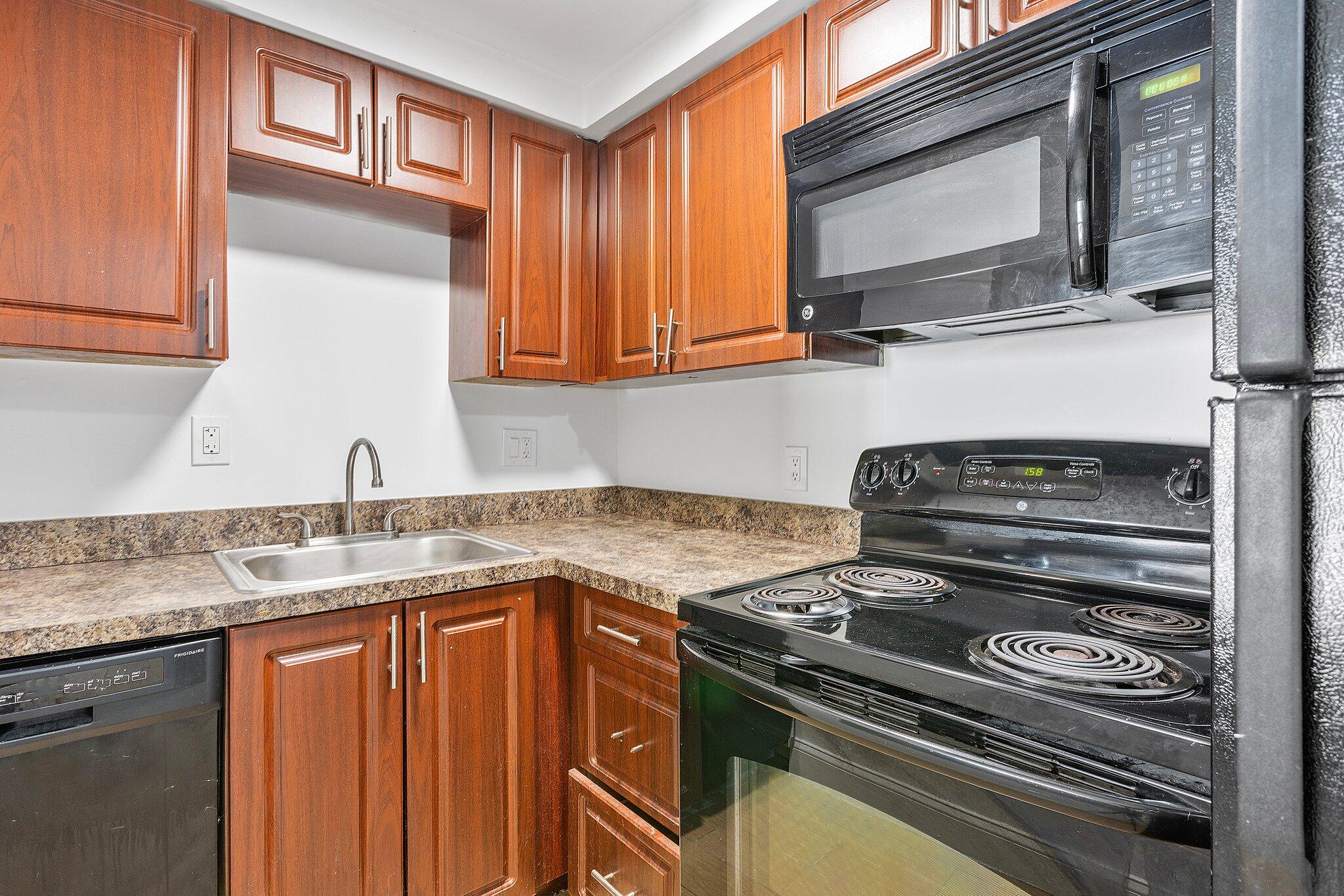 391 SE 19th Avenue 2