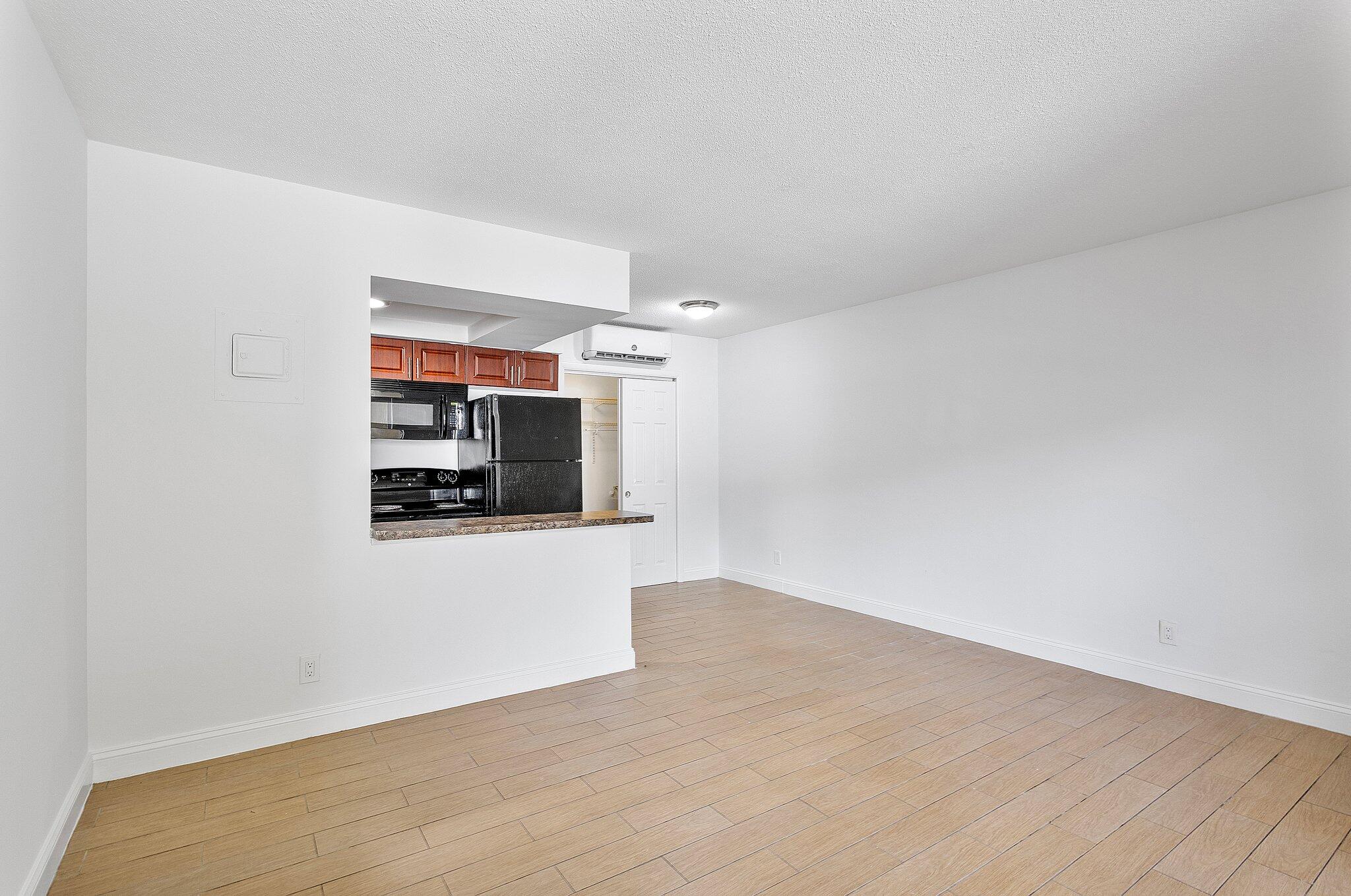 391 SE 19th Avenue 2