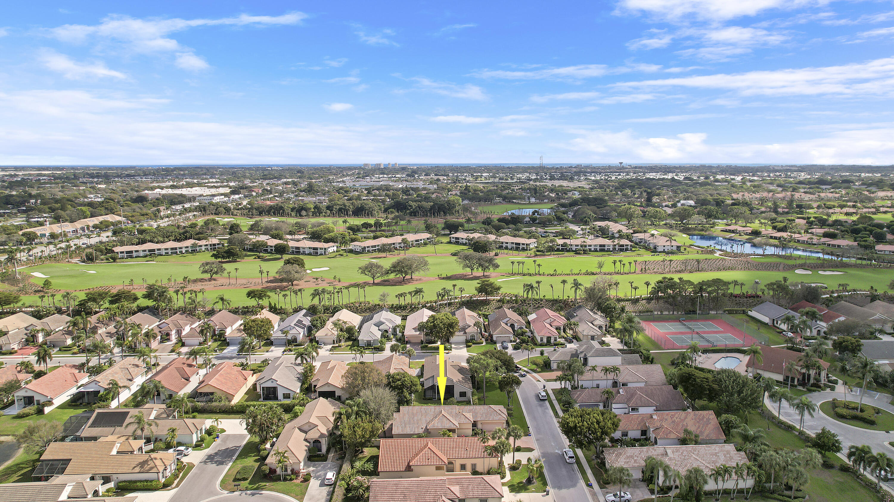 10199 Lexington Circle N