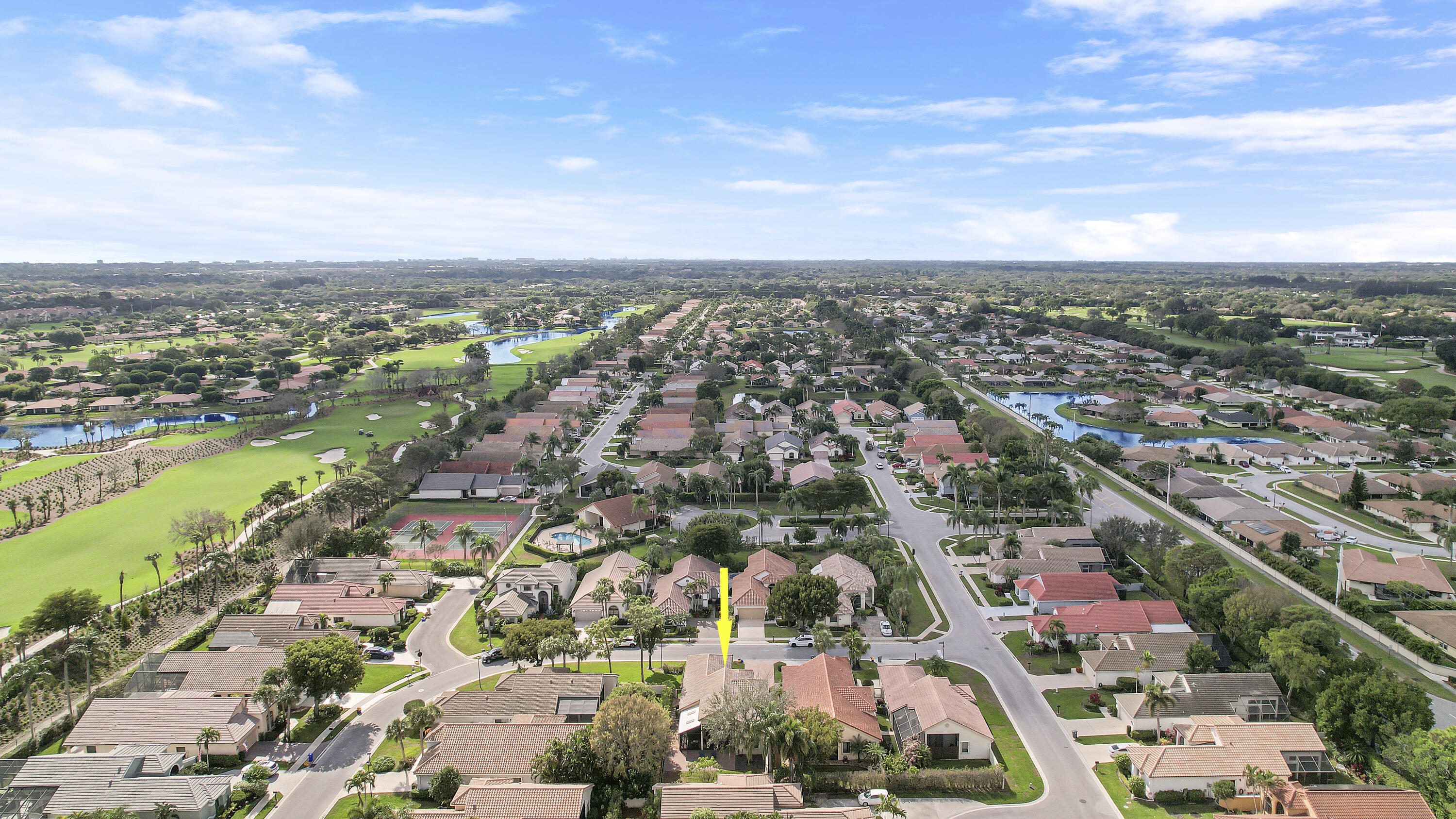 10199 Lexington Circle N