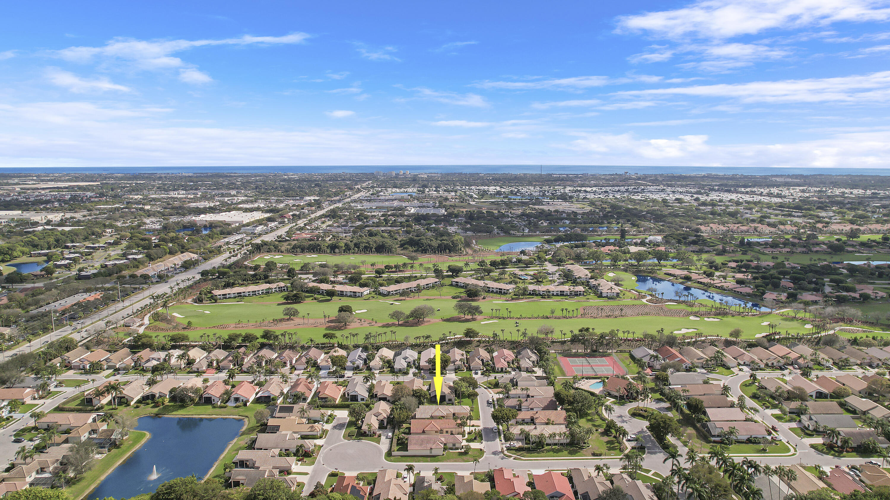 10199 Lexington Circle N