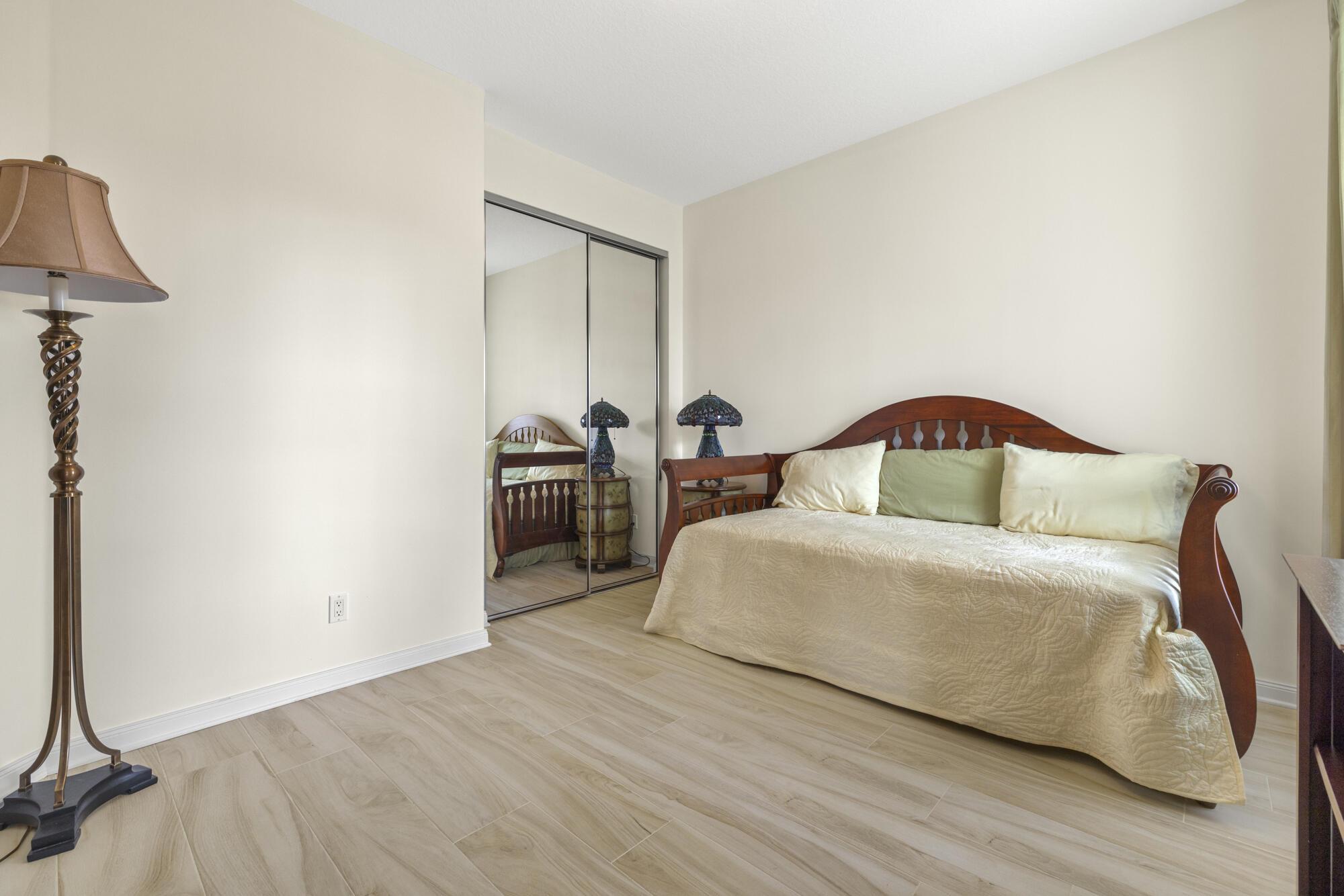 106 Bonaire Lane