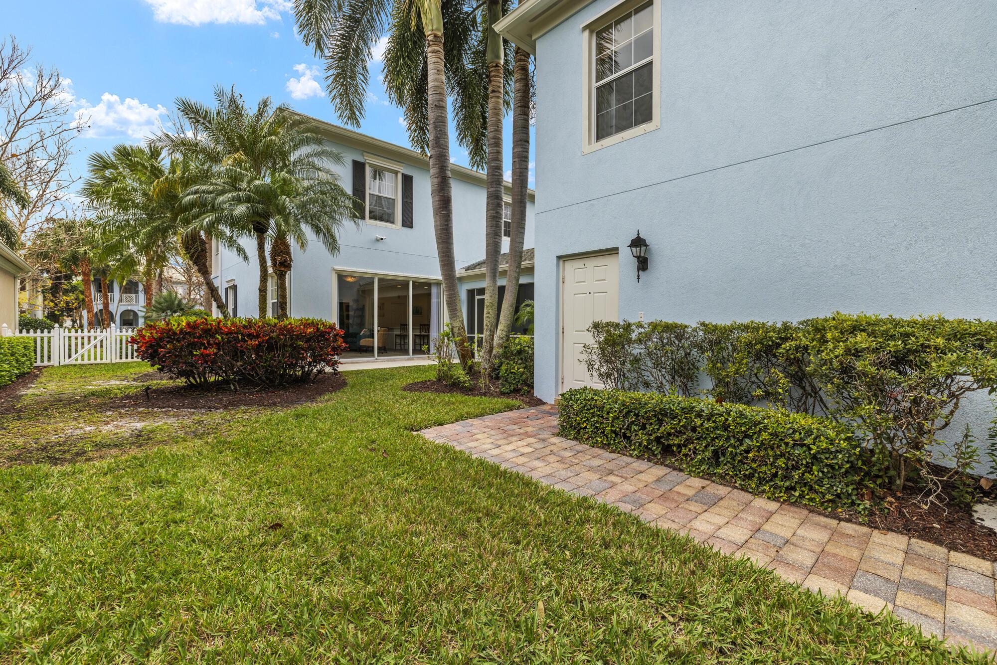 106 Bonaire Lane