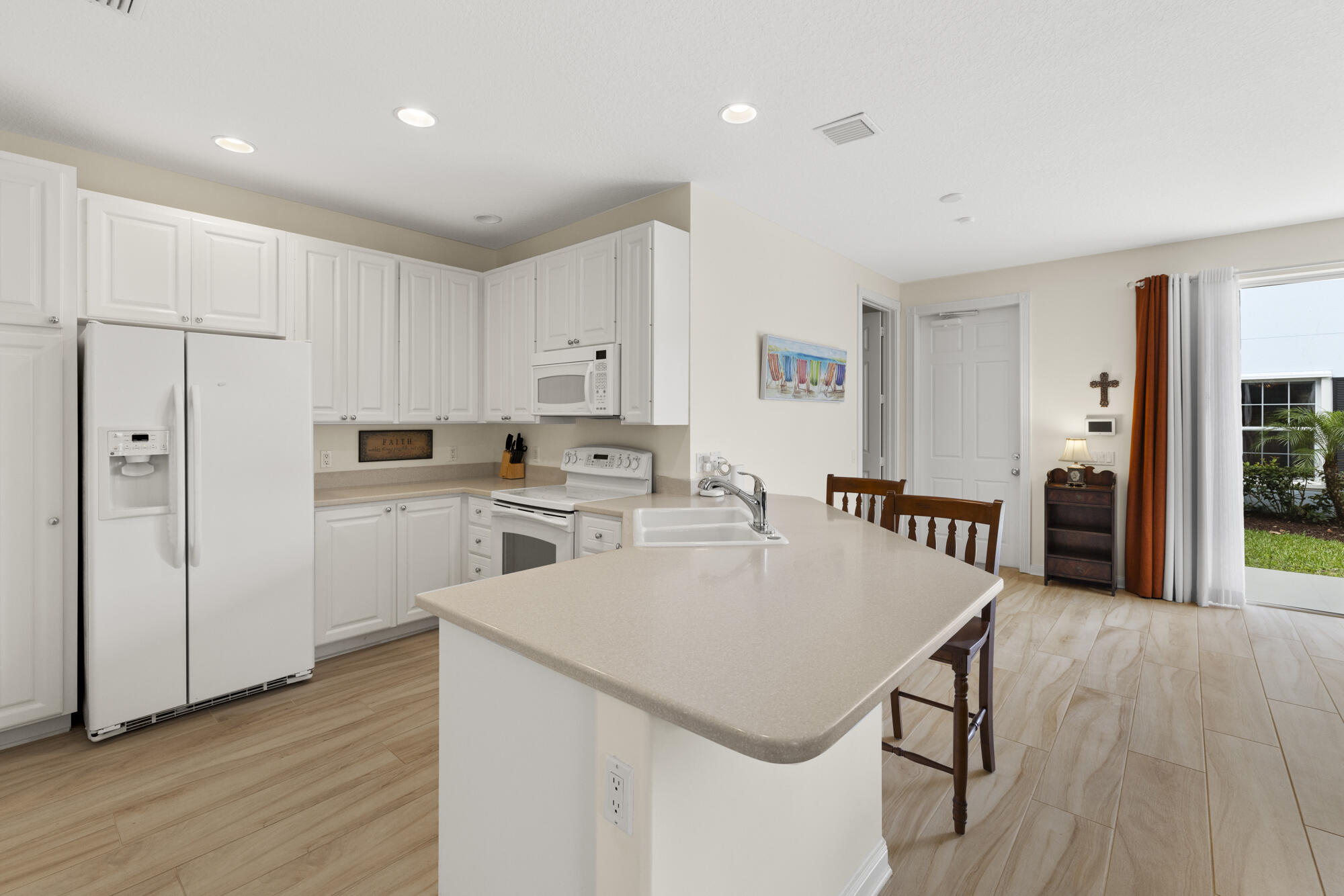 106 Bonaire Lane