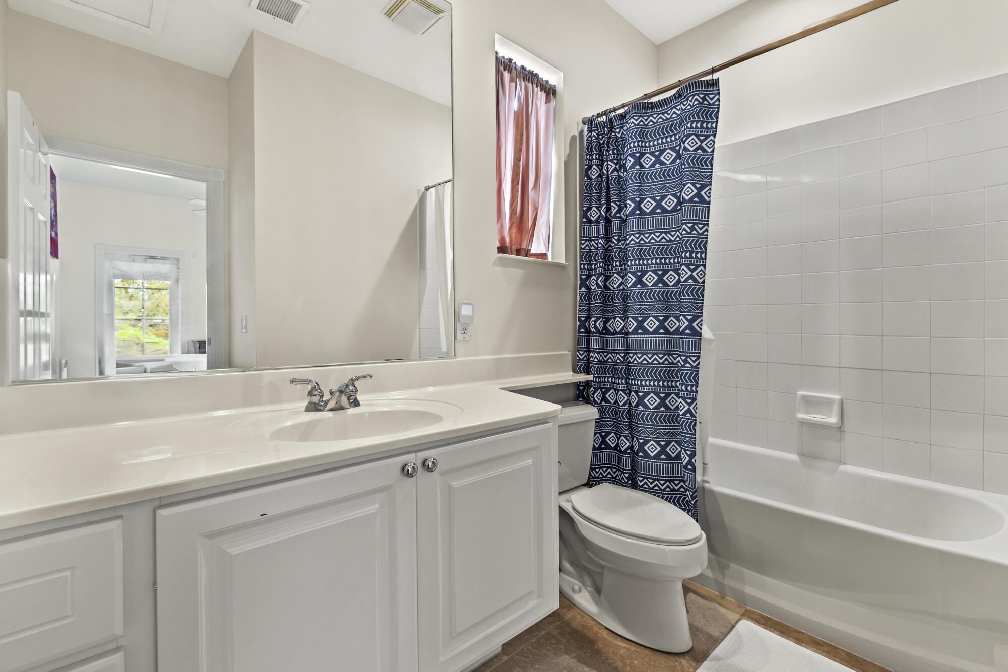 106 Bonaire Lane