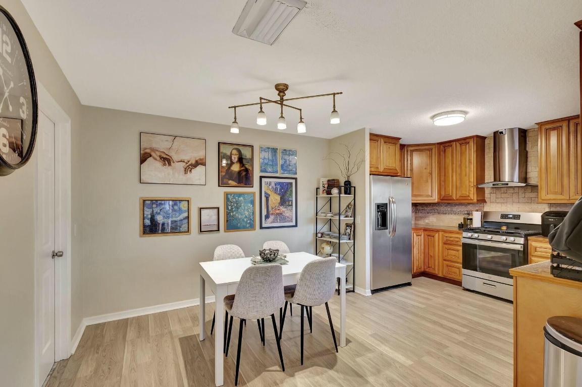 3230 Meridian Way S D, Palm Beach Gardens Unit: D