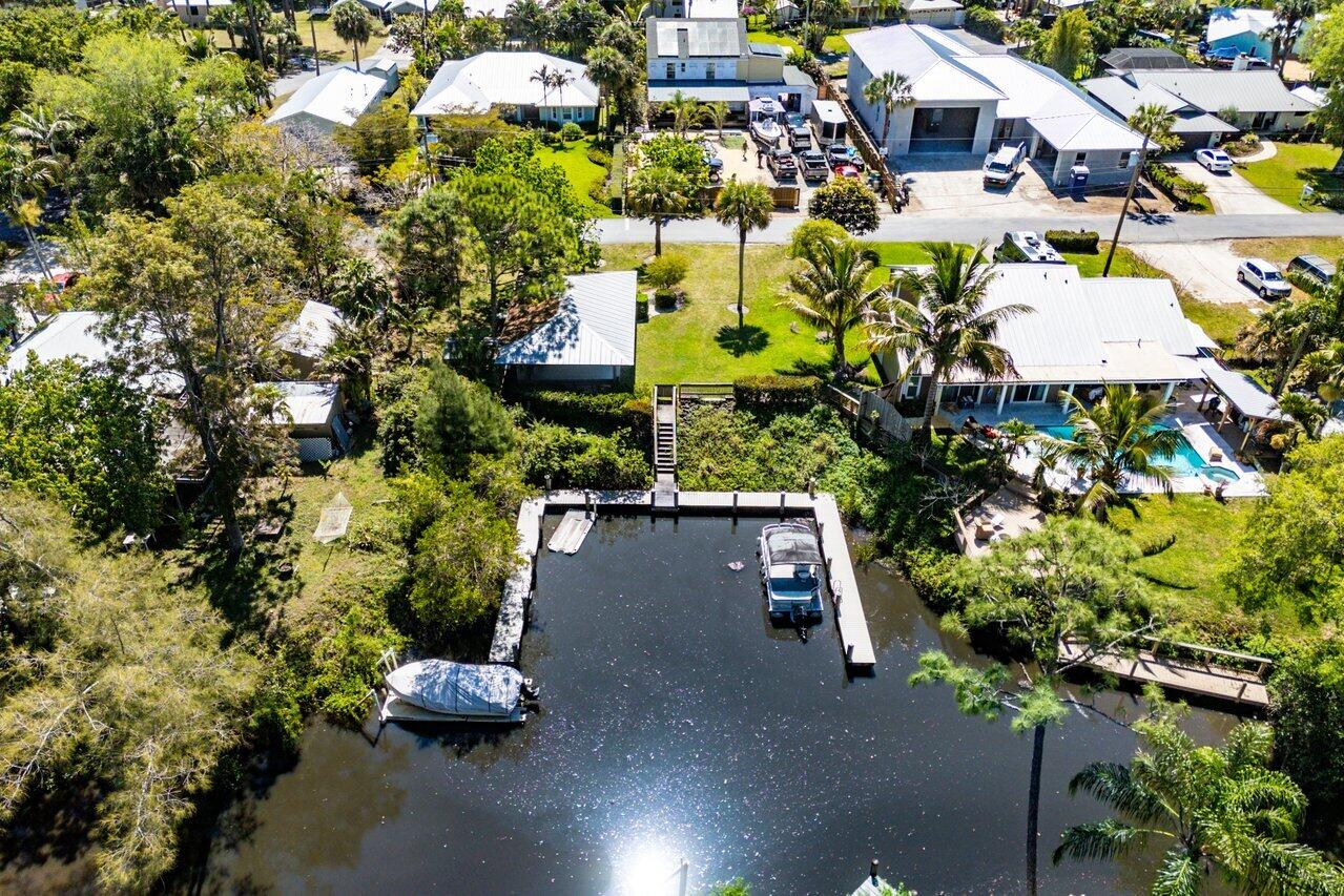 936 SW Rustic Circle