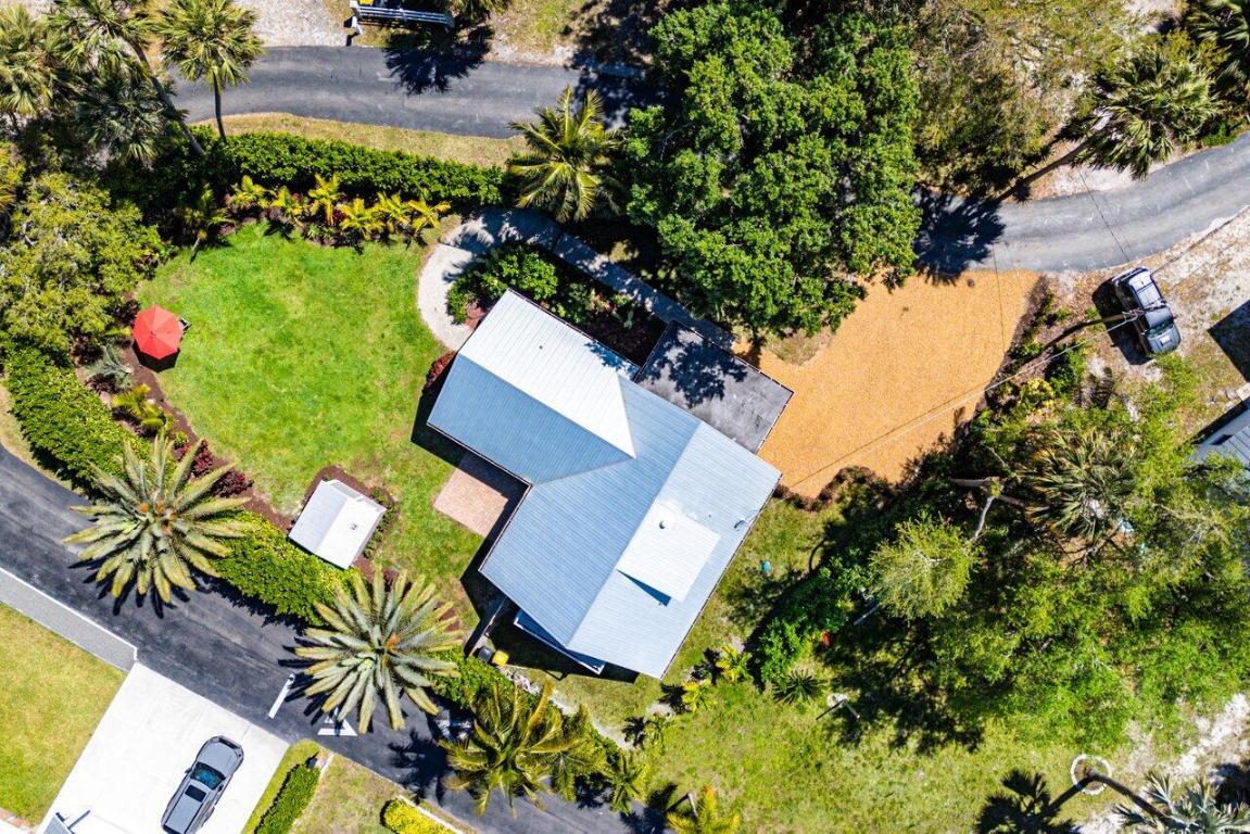 936 SW Rustic Circle