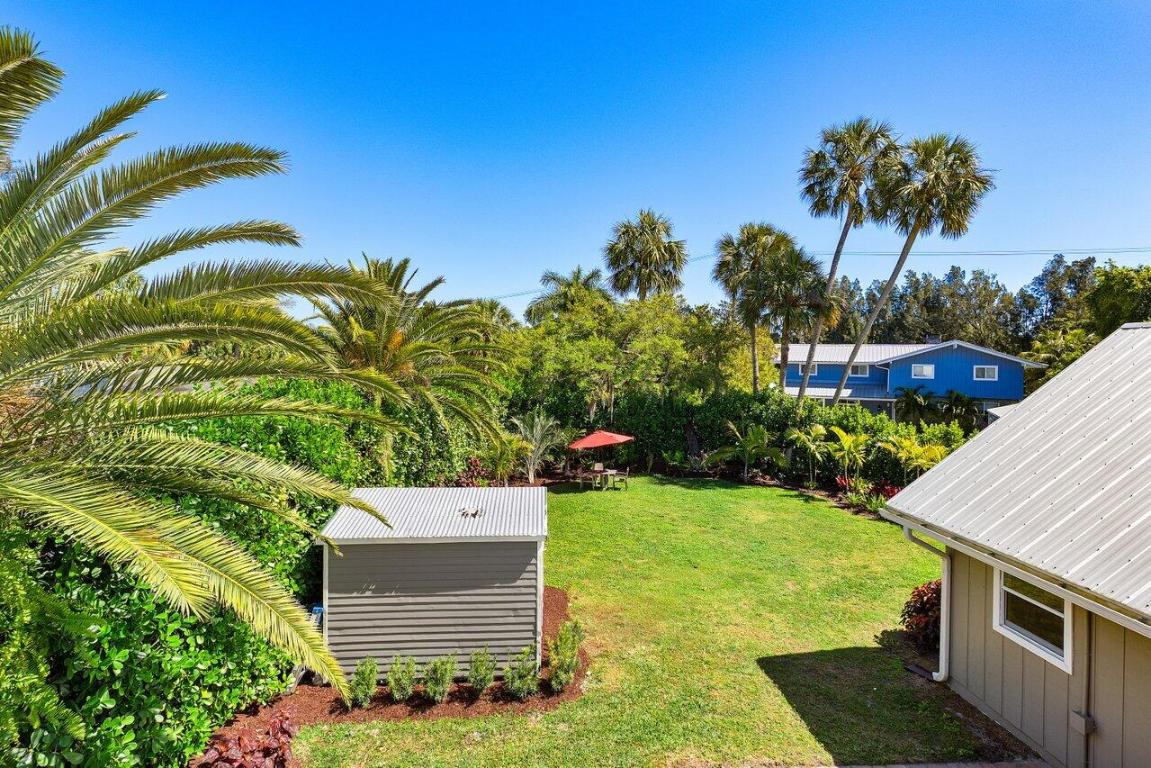 936 SW Rustic Circle