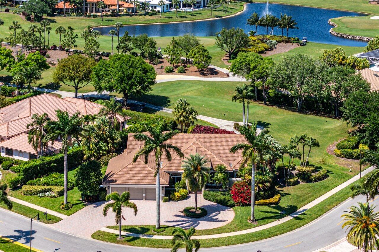 4719 Bocaire Boulevard