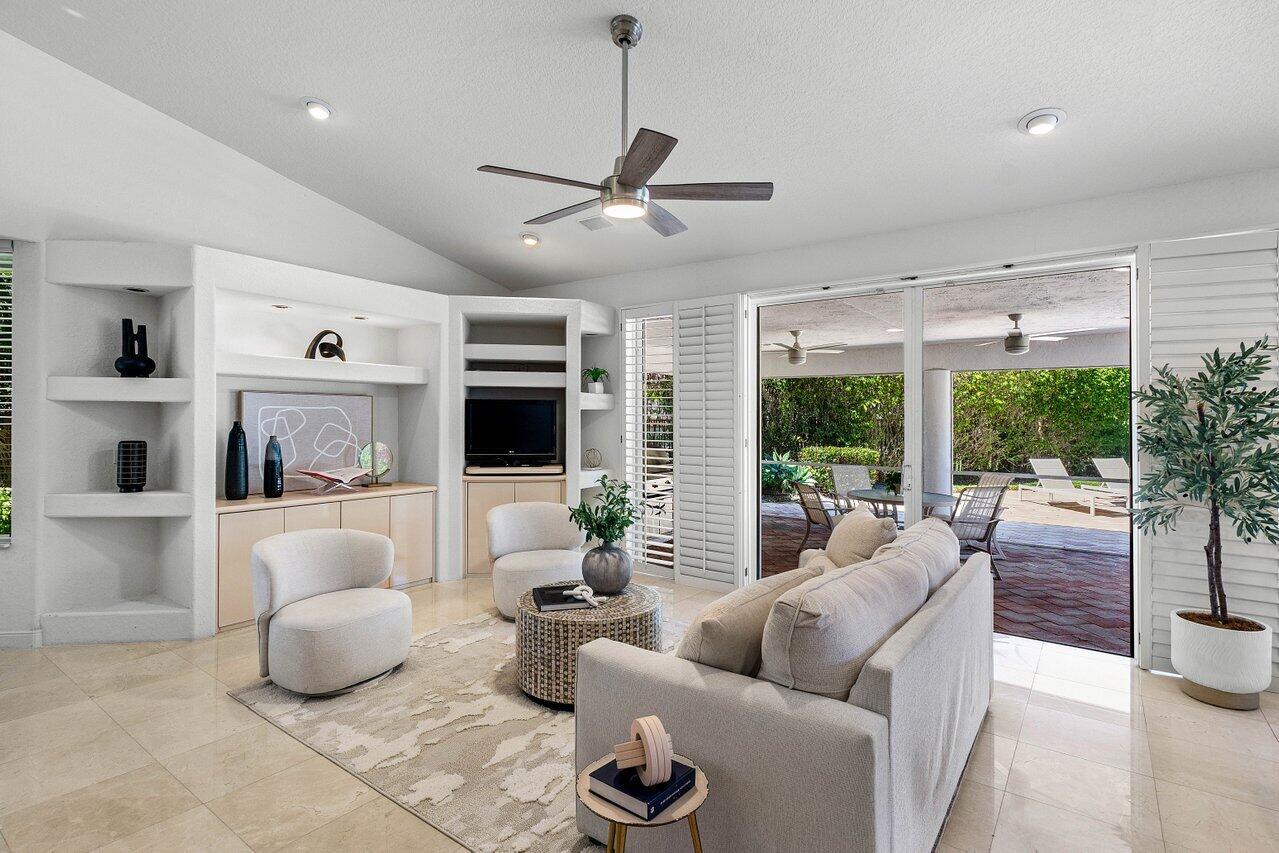 4719 Bocaire Boulevard