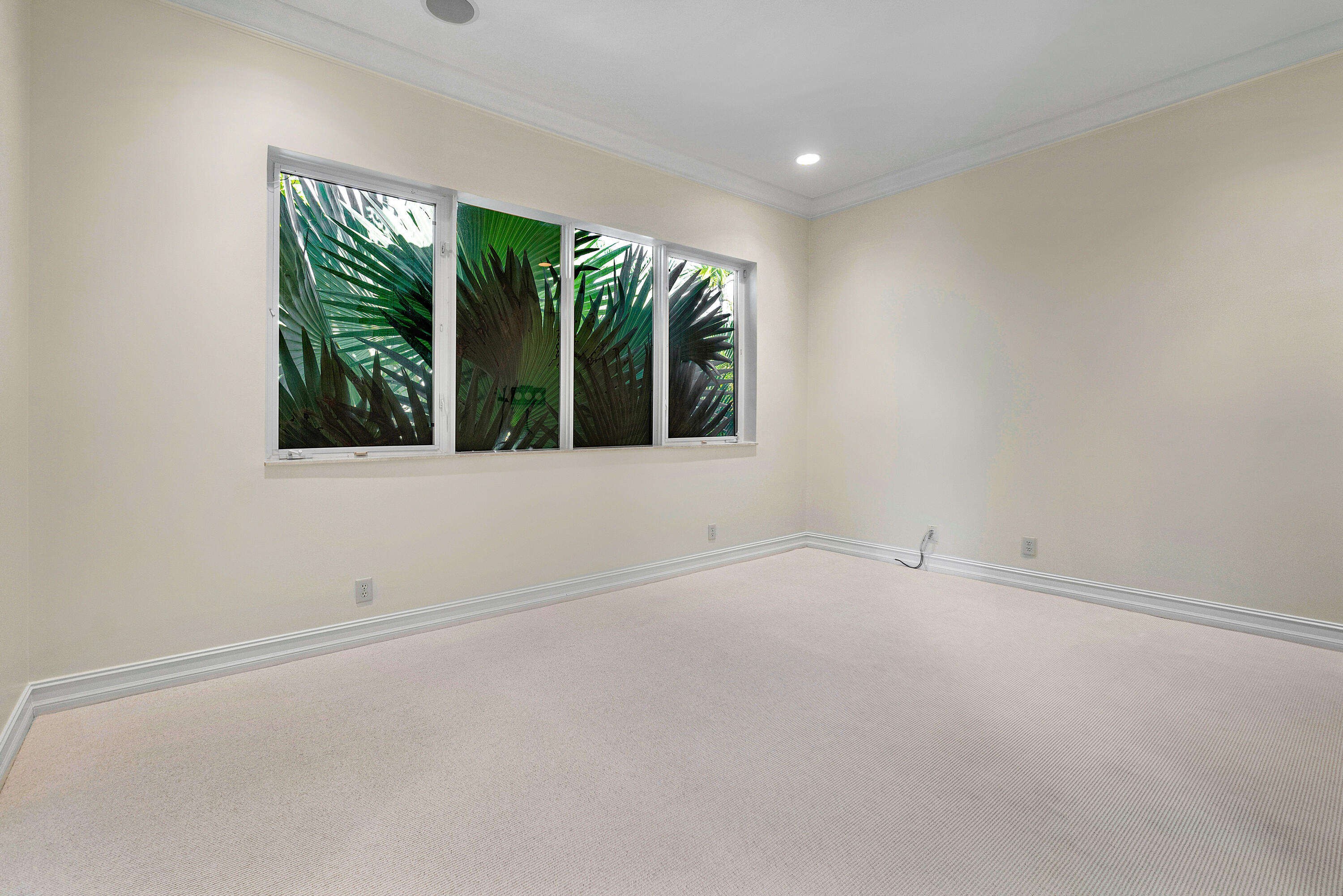 709 SE 10th Street