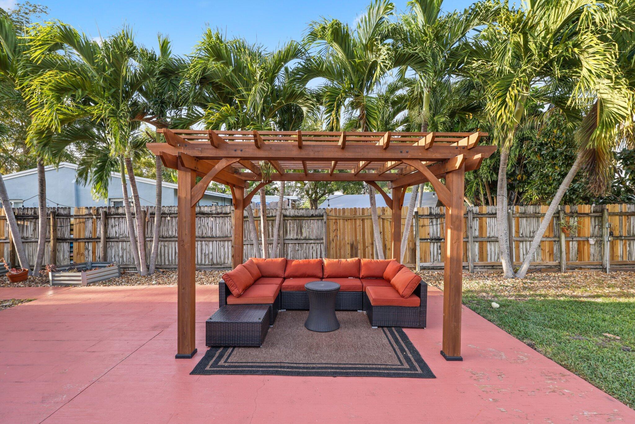 1420 SW 1st Terrace
