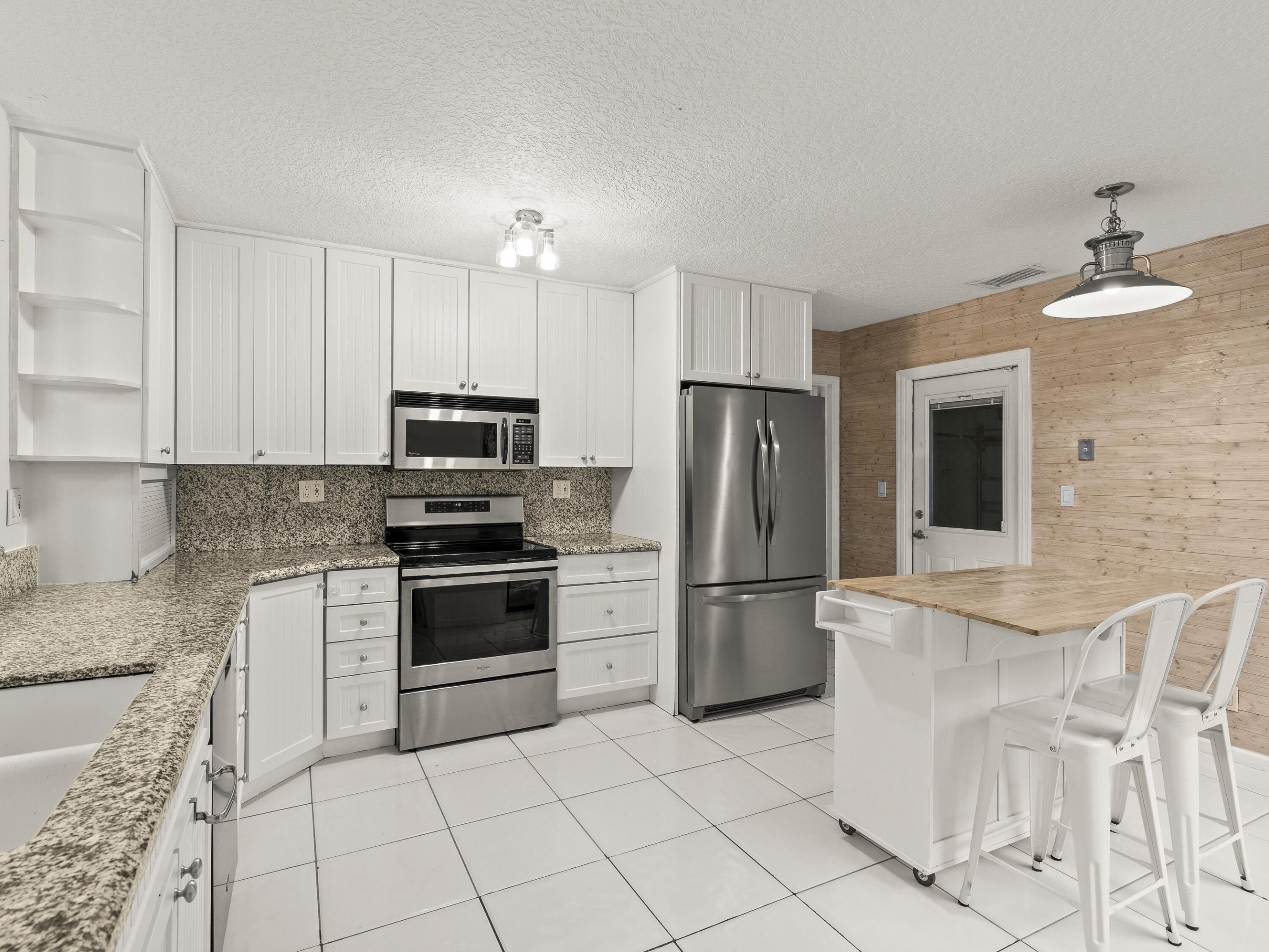 732 Camino Gardens Lane, Boca Raton