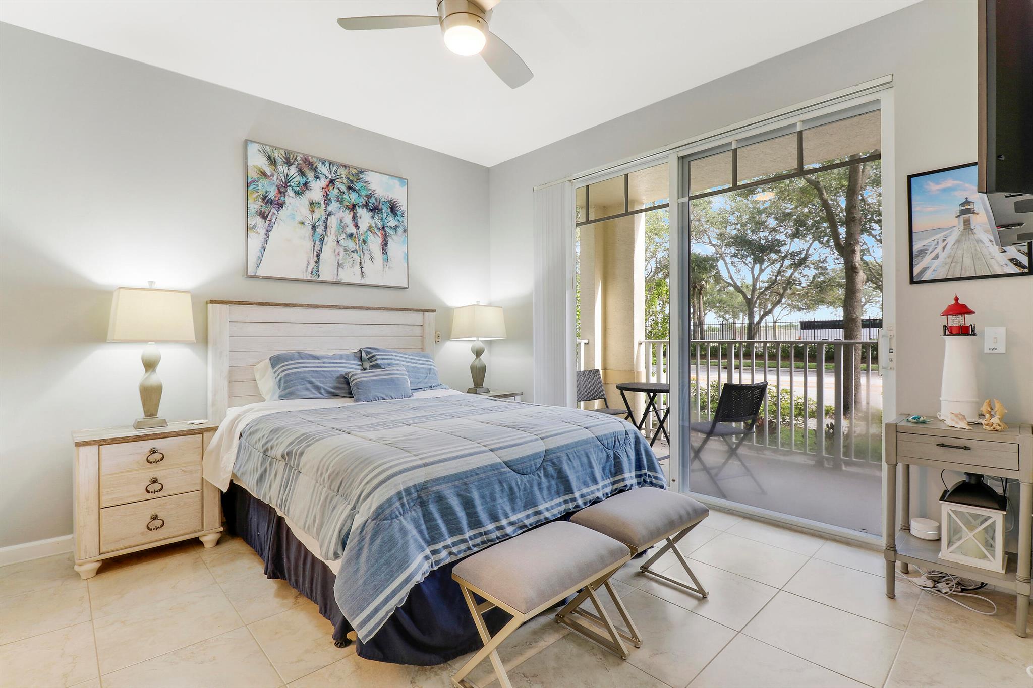 1116 University Boulevard 14