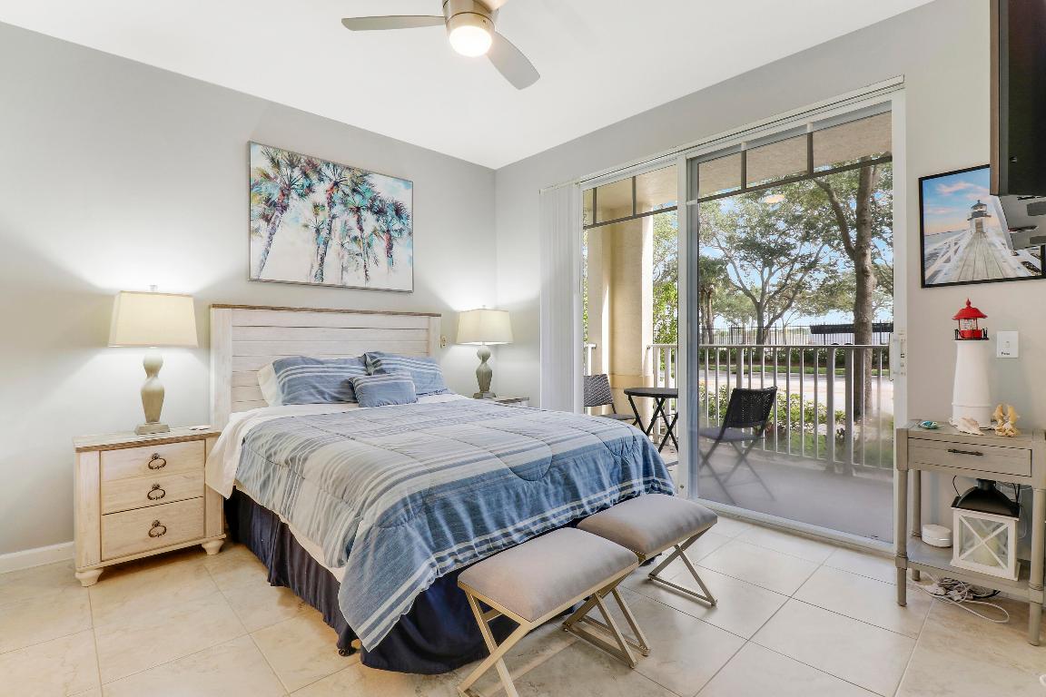 1116 University Boulevard 14