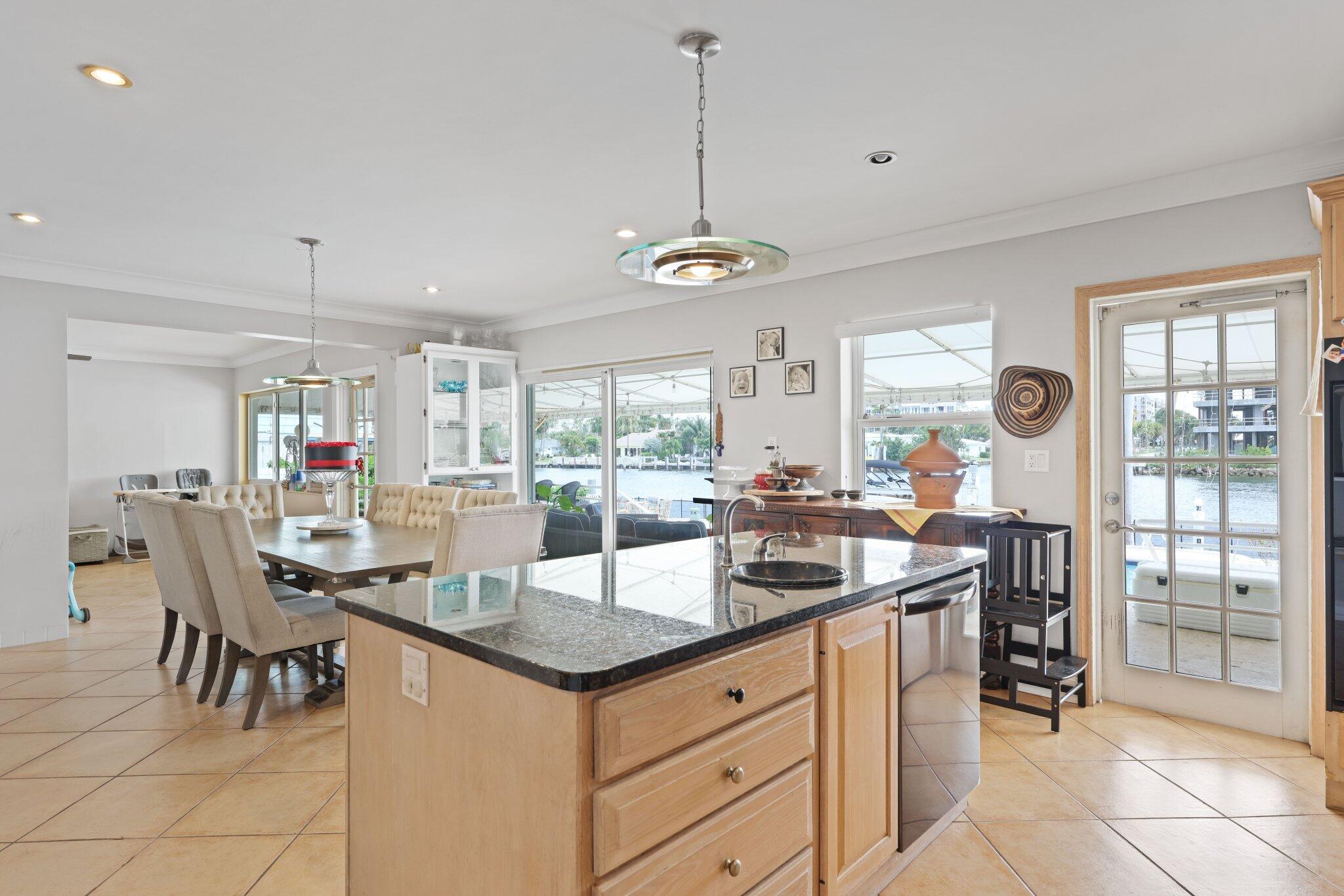 442 SE 17th Terrace