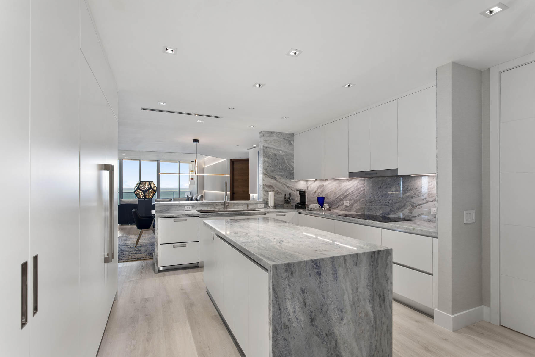 5959 Collins Avenue 1003