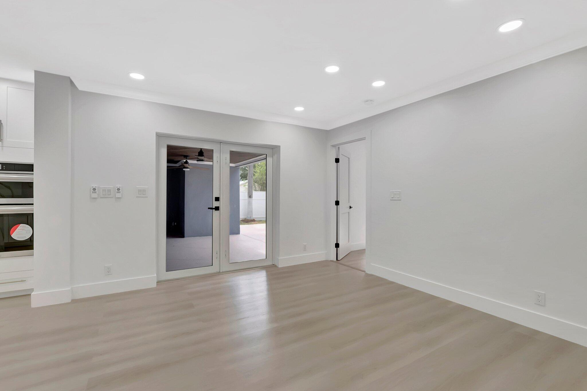 360 SW 2nd Street