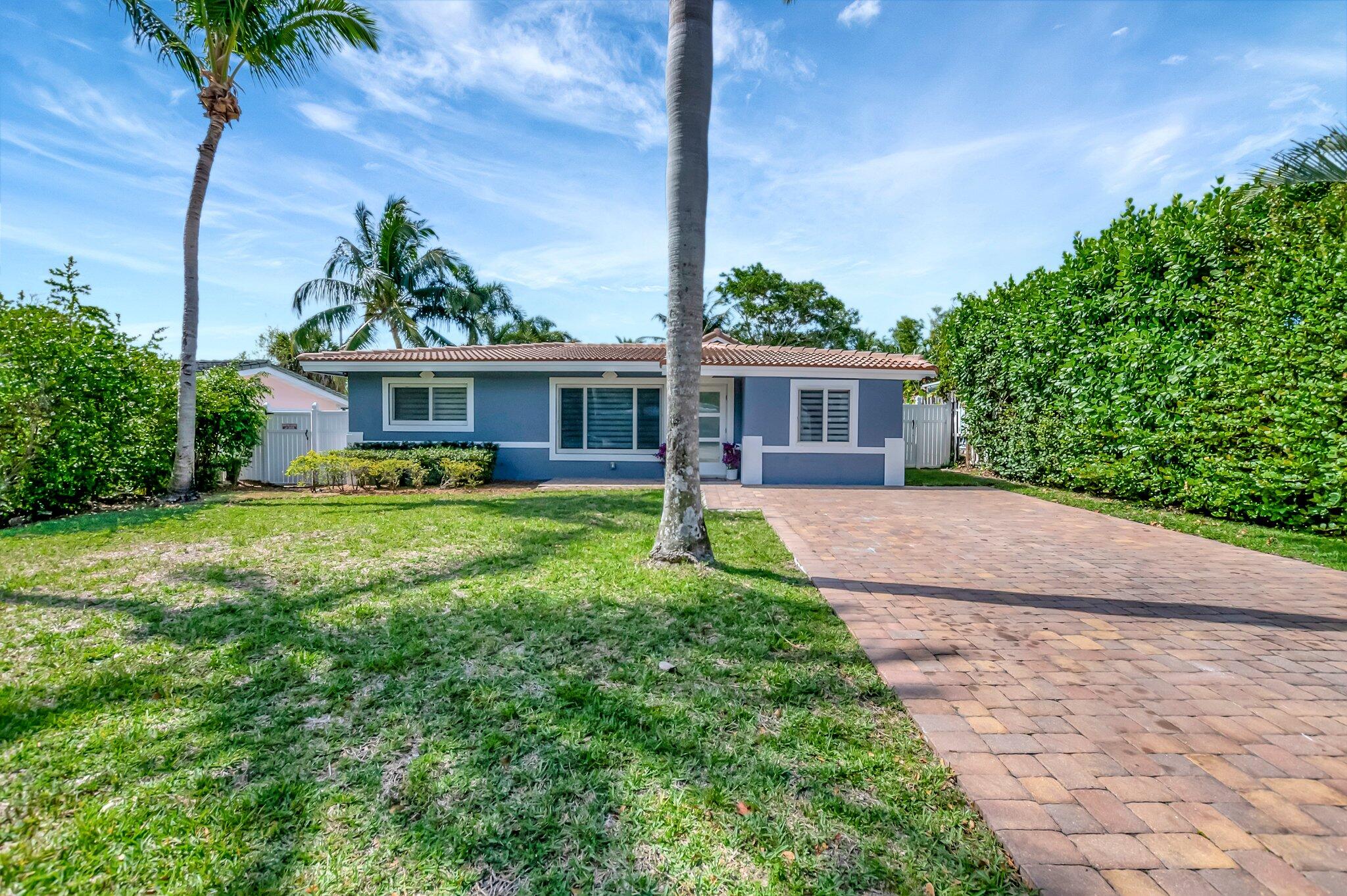 360 SW 2nd Street