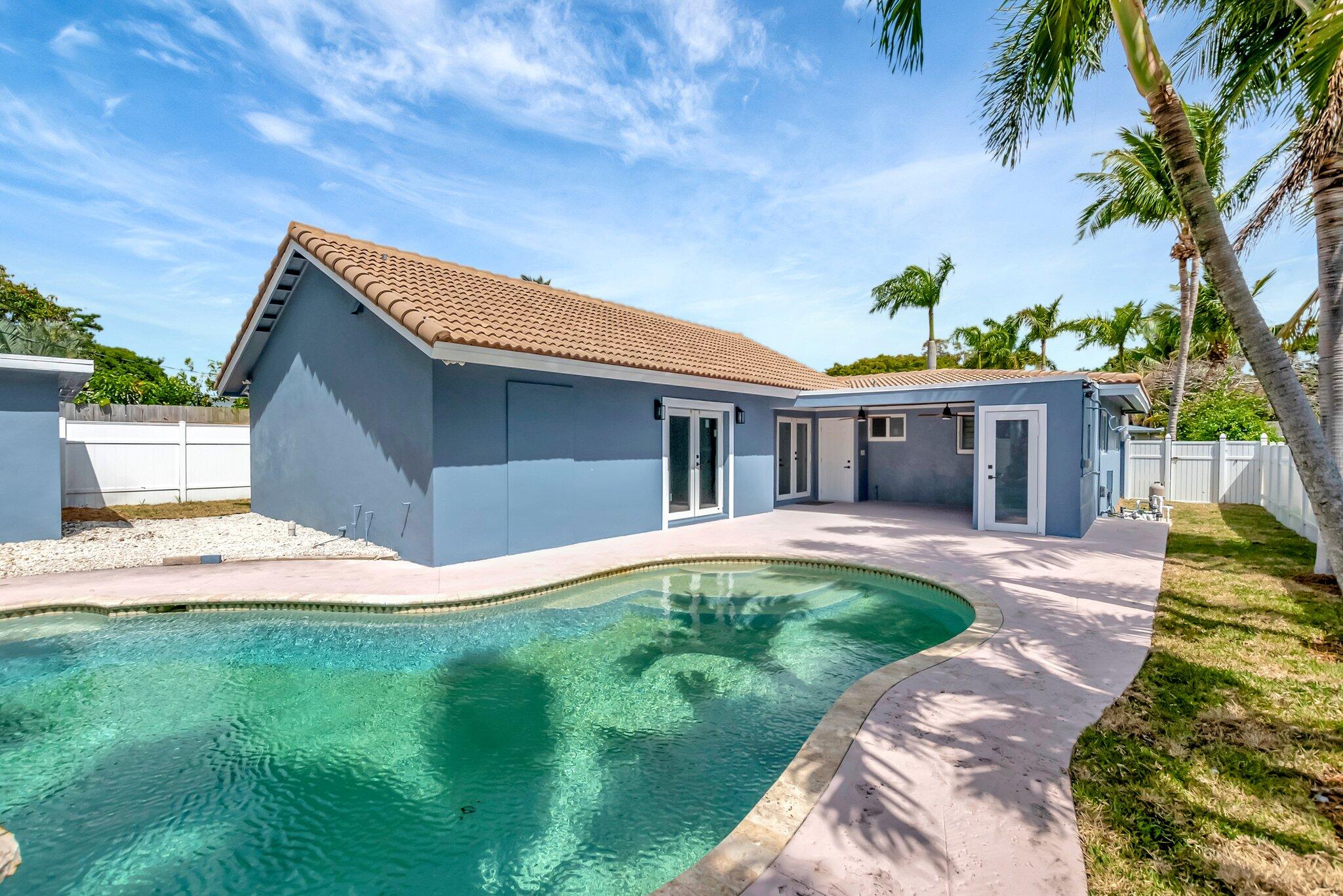 360 SW 2nd Street