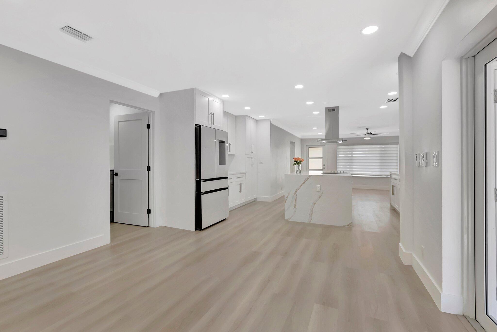 360 SW 2nd Street