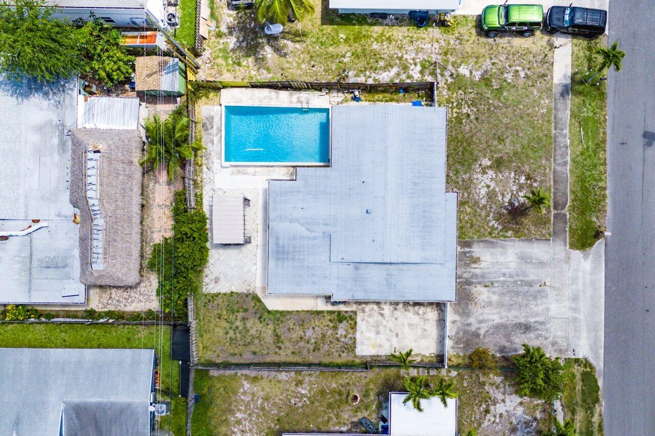814 S 10th Street