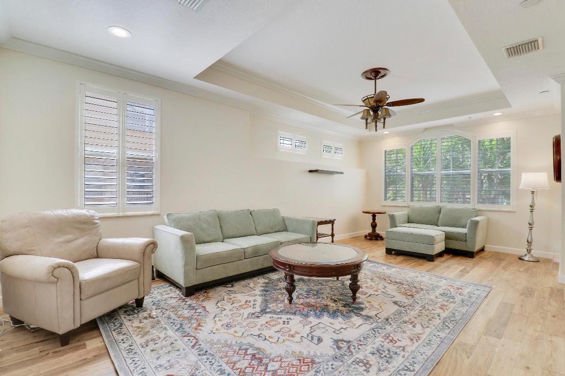 2501 San Pietro Circle